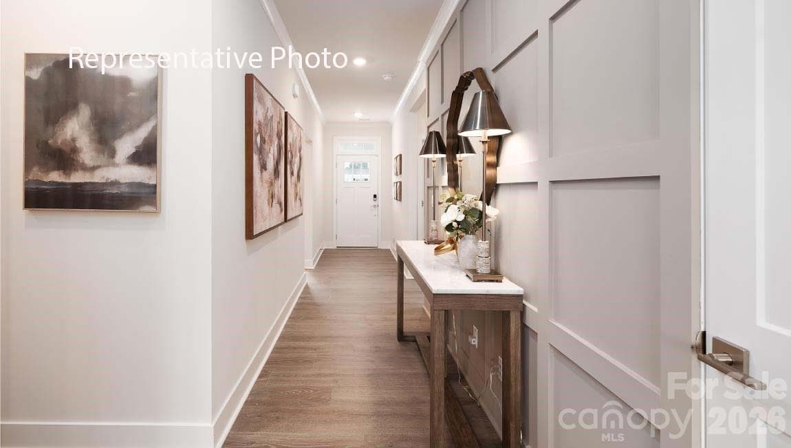 Single Family Residence at York, photo 2 of 23