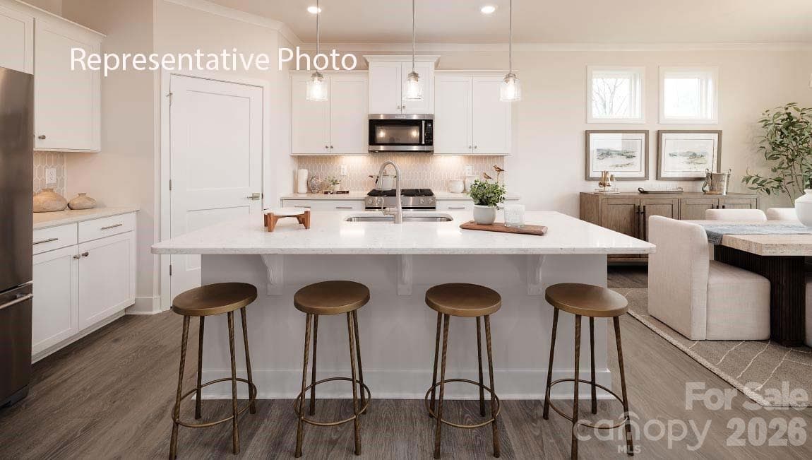 Single Family Residence at York, photo 3 of 23