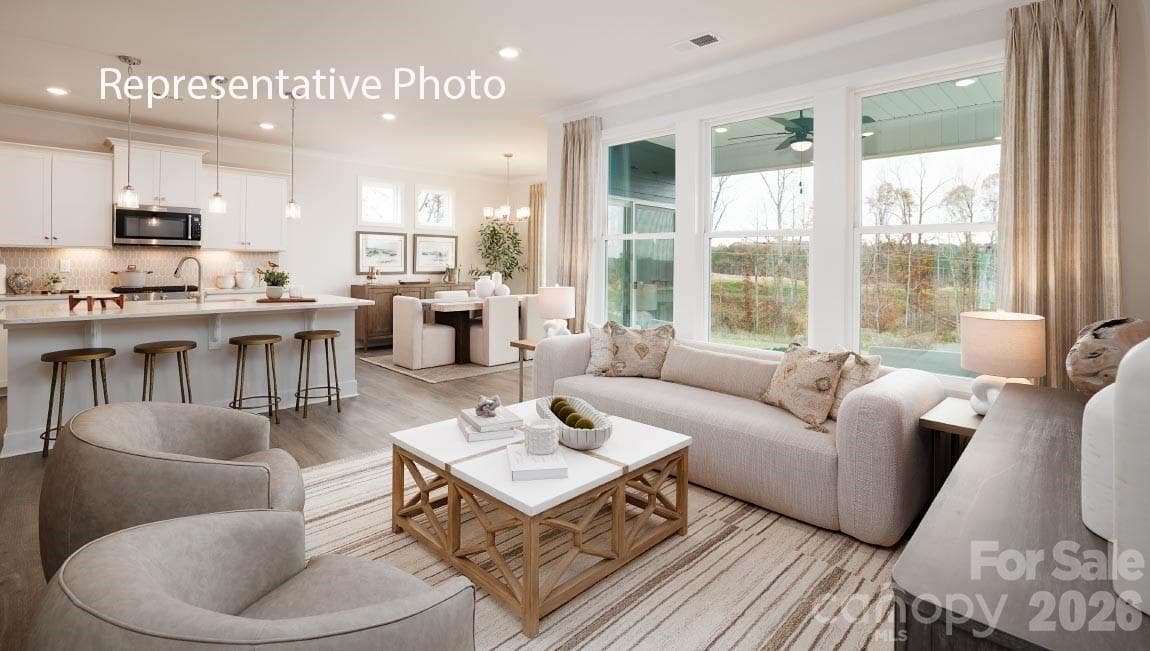 Single Family Residence at York, photo 9 of 23
