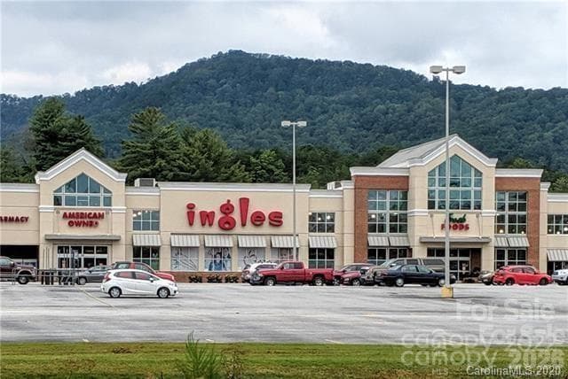 Lot at 14 Spring Hollow Road, Lake Lure, photo 8 of 12