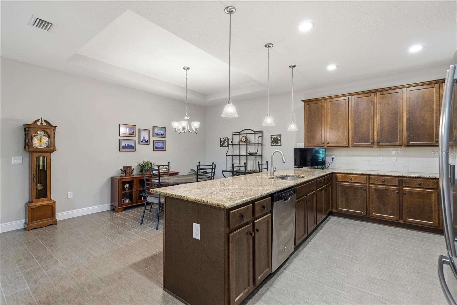 Single Family Residence at 46 HERON WING DR, ORMOND BEACH, photo 17 of 81