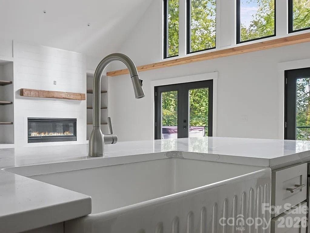 Single Family Residence at 384 Cascada Vista Drive, Chimney Rock, photo 2 of 29