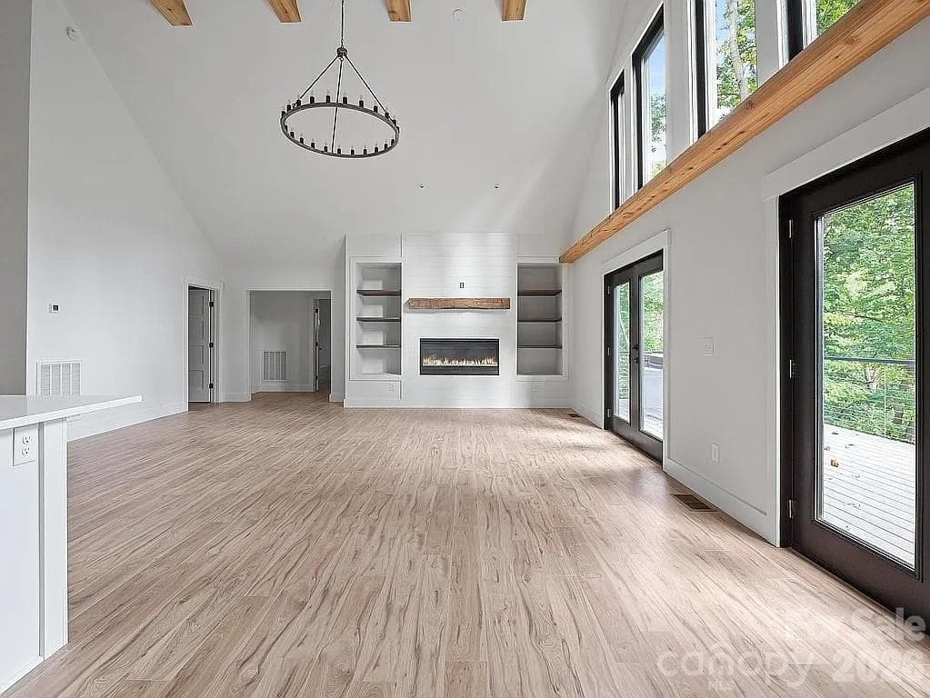 Single Family Residence at 384 Cascada Vista Drive, Chimney Rock, photo 10 of 29