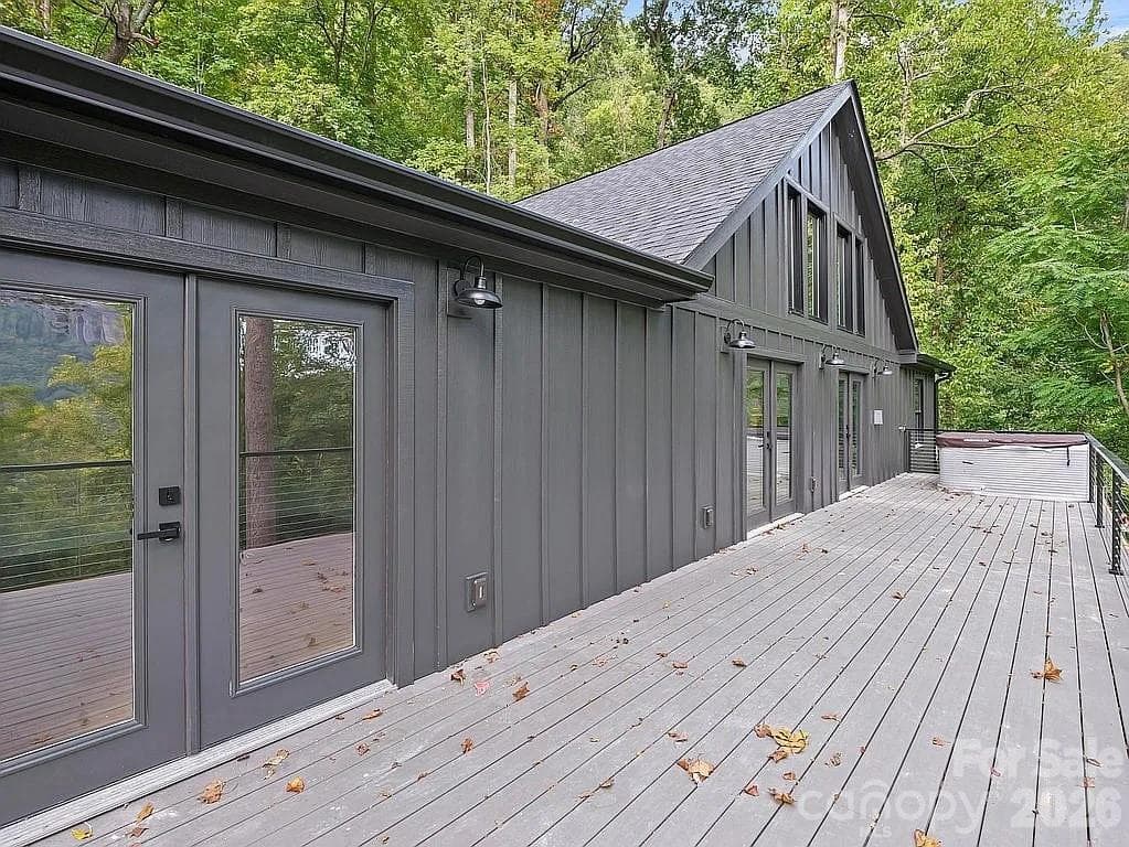 Single Family Residence at 384 Cascada Vista Drive, Chimney Rock, photo 13 of 29