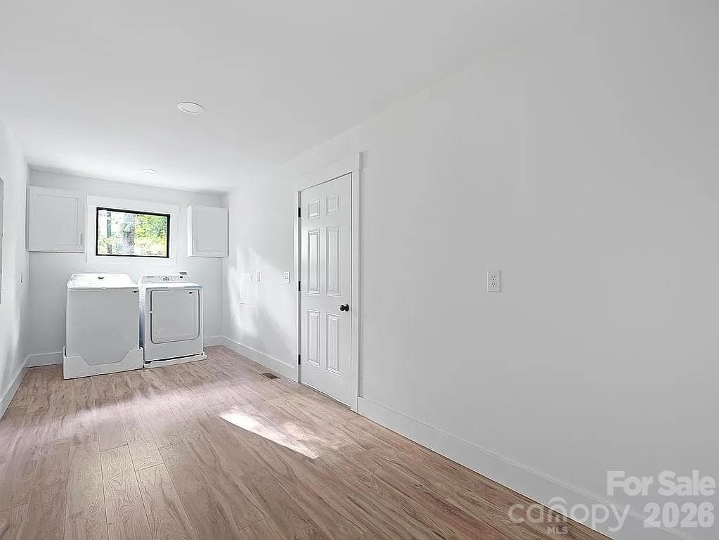 Single Family Residence at 384 Cascada Vista Drive, Chimney Rock, photo 20 of 29