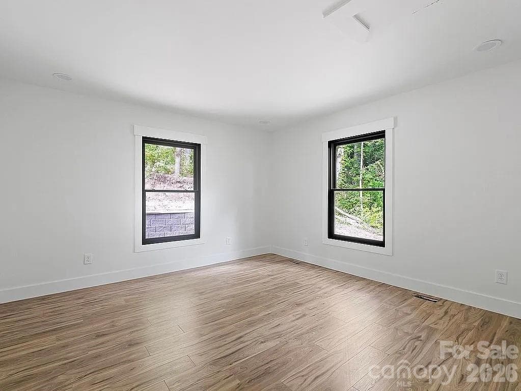 Single Family Residence at 384 Cascada Vista Drive, Chimney Rock, photo 25 of 29