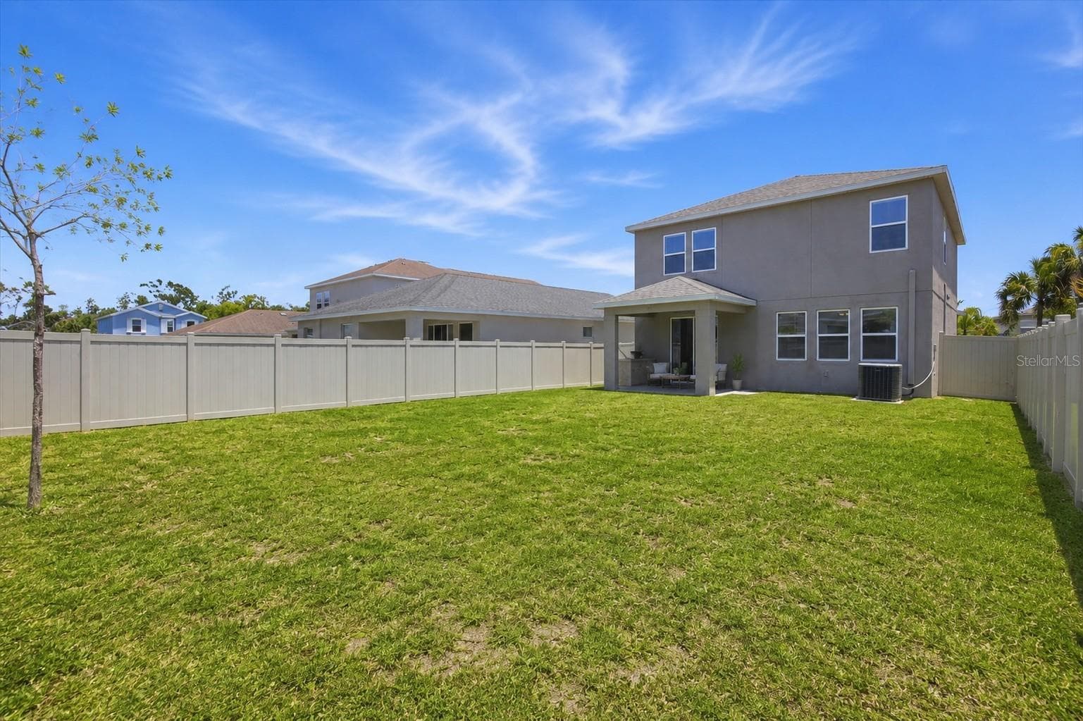 Room for a pool! Backyard Fully Fenced with a Vinyl Fencing - 5718 LOS ROBLES CT, PALMETTO