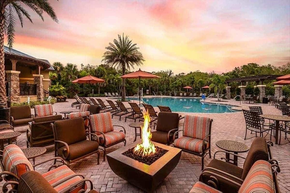 Fire Pit @ Clubhouse next to Resort Style Pool - 5718 LOS ROBLES CT, PALMETTO