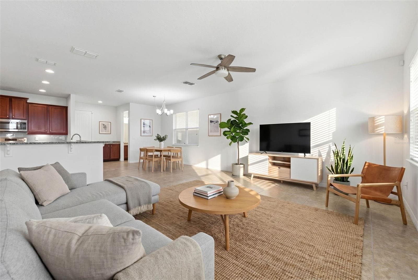 Virtually Staged - 13786 SUMMER HARBOR CT, WINDERMERE