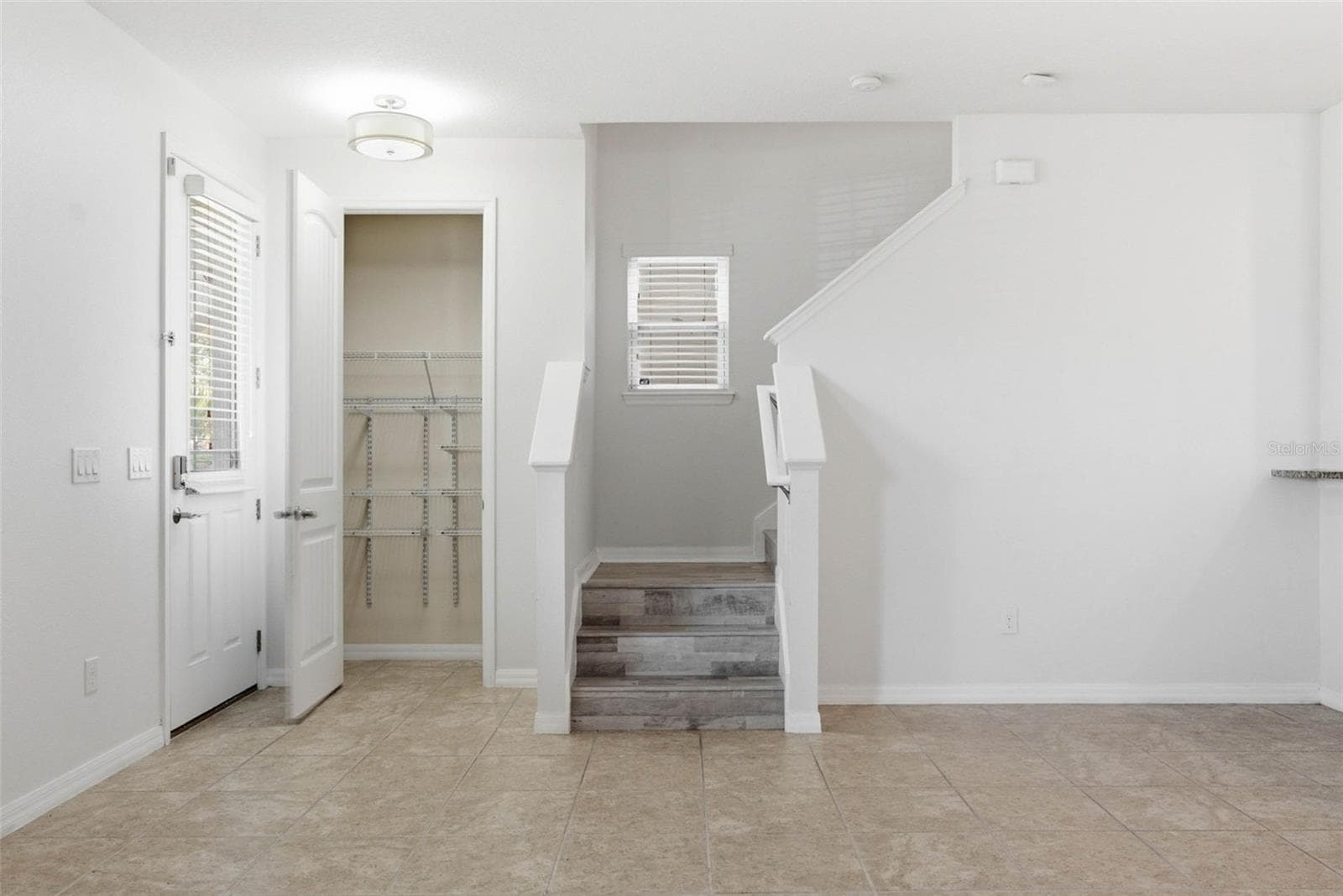 Single Family Residence at 13786 SUMMER HARBOR CT, WINDERMERE, photo 11 of 72