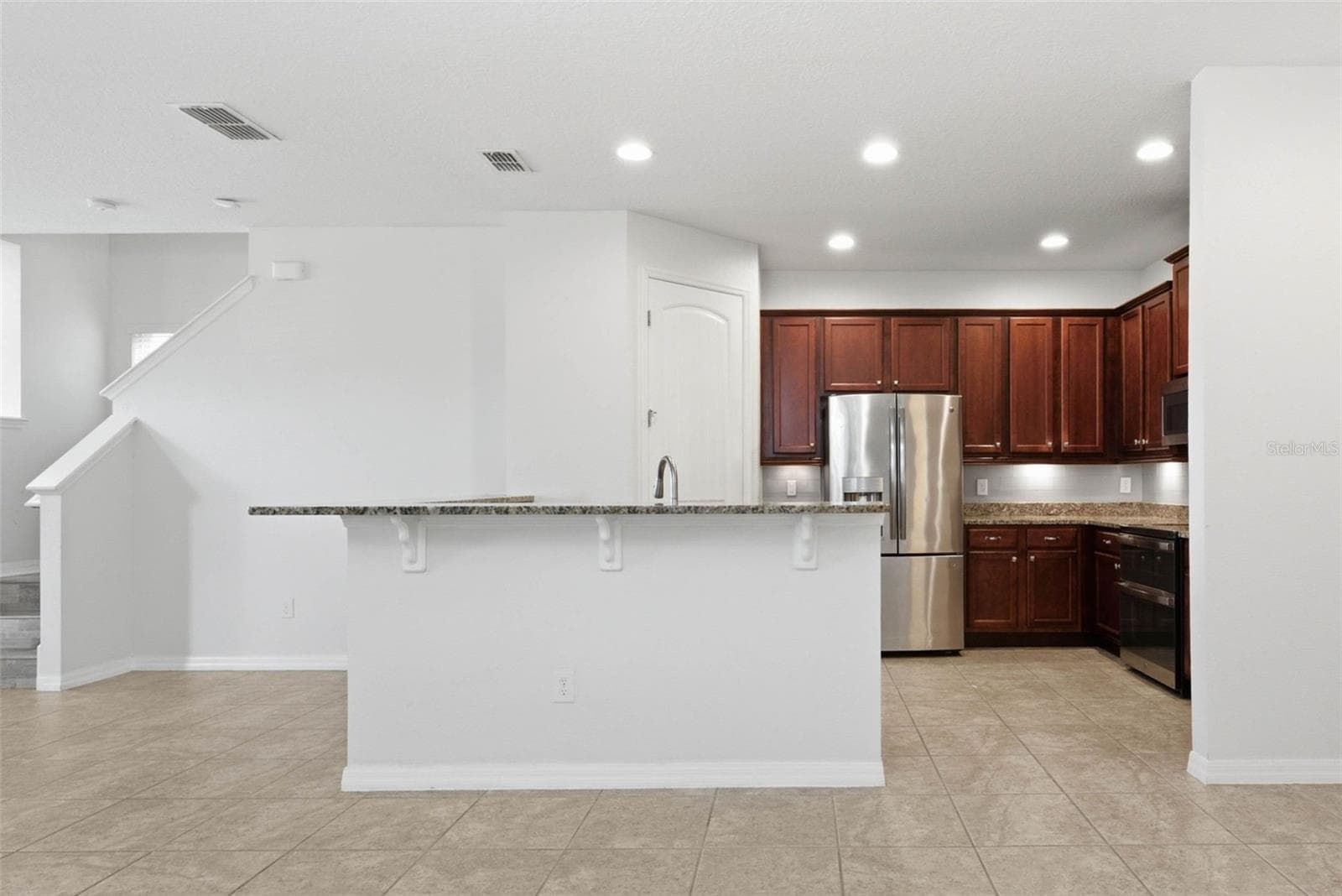 Single Family Residence at 13786 SUMMER HARBOR CT, WINDERMERE, photo 13 of 72