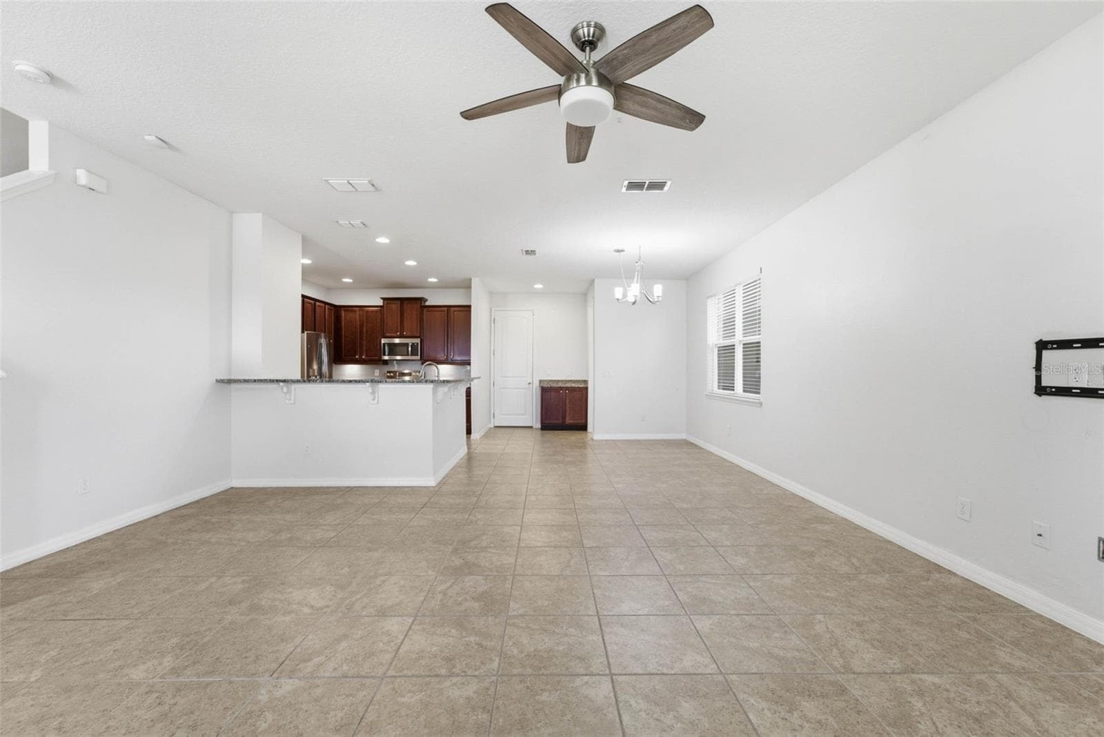 Single Family Residence at 13786 SUMMER HARBOR CT, WINDERMERE, photo 17 of 72