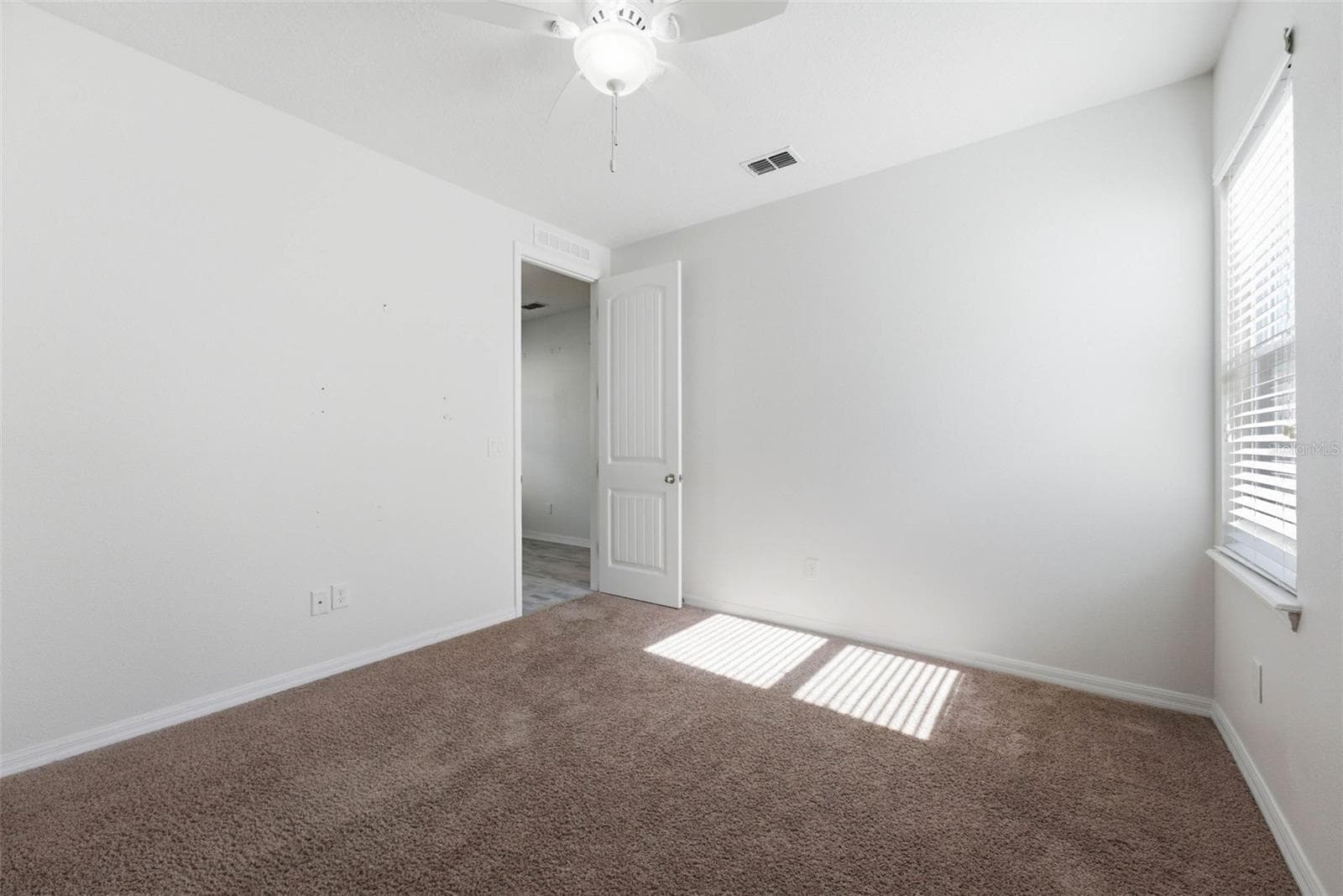 Single Family Residence at 13786 SUMMER HARBOR CT, WINDERMERE, photo 32 of 72