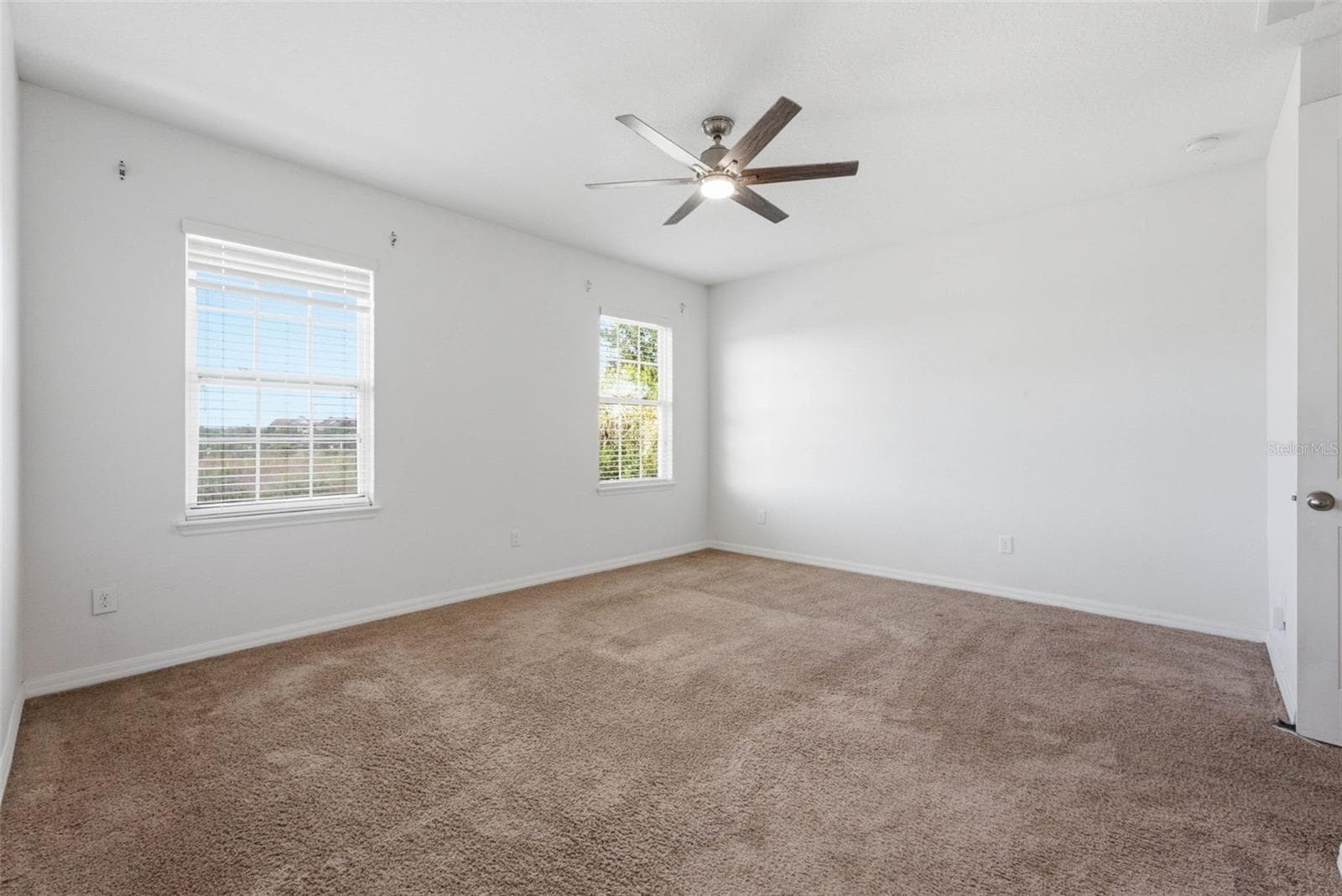 Single Family Residence at 13786 SUMMER HARBOR CT, WINDERMERE, photo 46 of 72