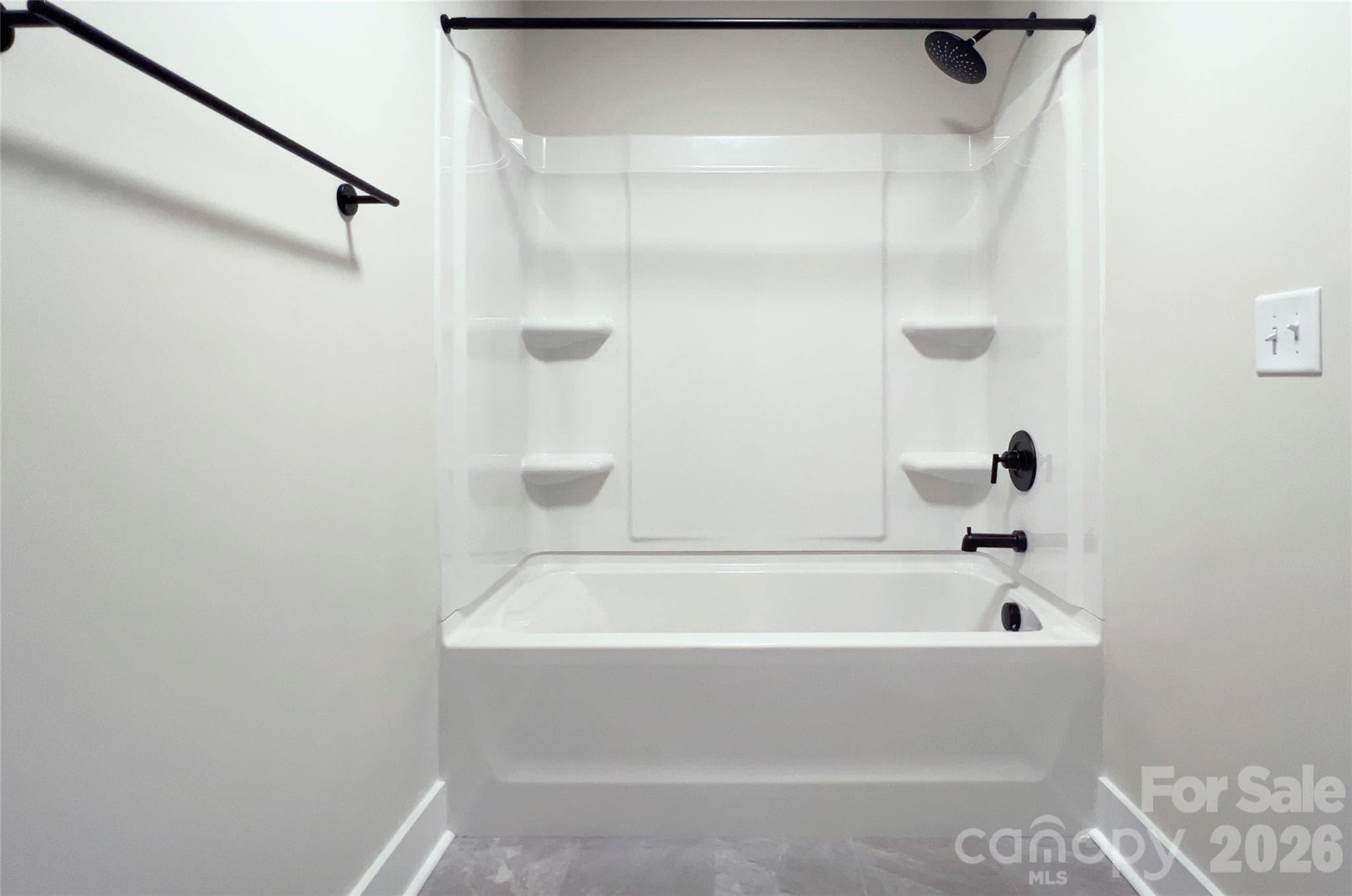 Shared Bathroom - 1033 Harrogate Drive, Bessemer City