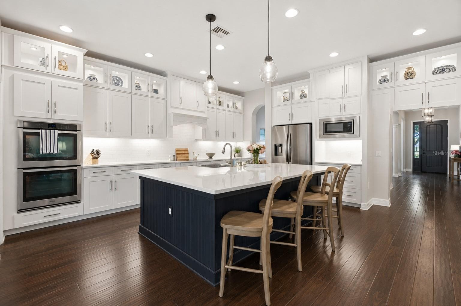 Single Family Residence at 17909 HOWSMOOR PL, LUTZ, photo 10 of 75