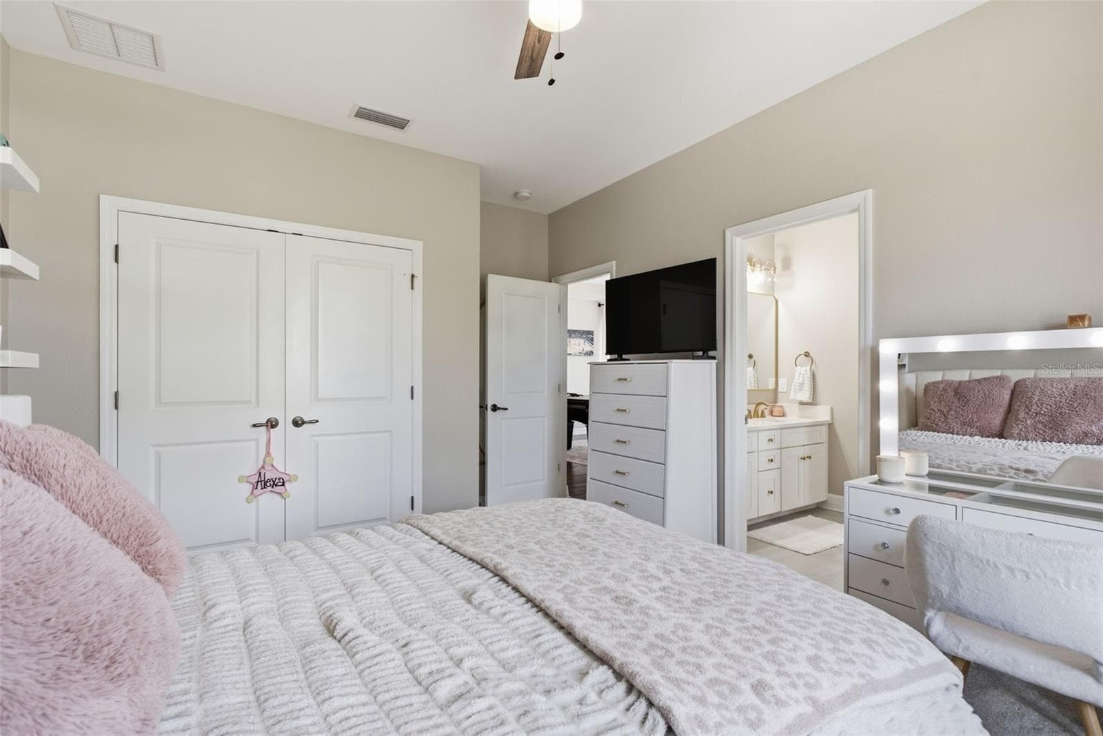 Single Family Residence at 17909 HOWSMOOR PL, LUTZ, photo 51 of 75