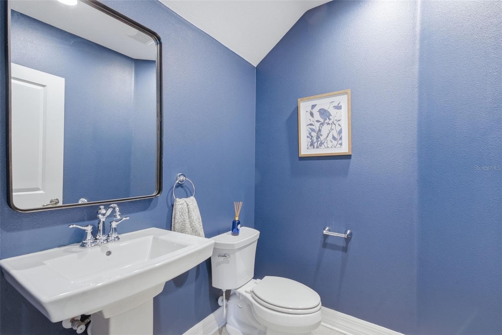 Single Family Residence at 17909 HOWSMOOR PL, LUTZ, photo 58 of 75