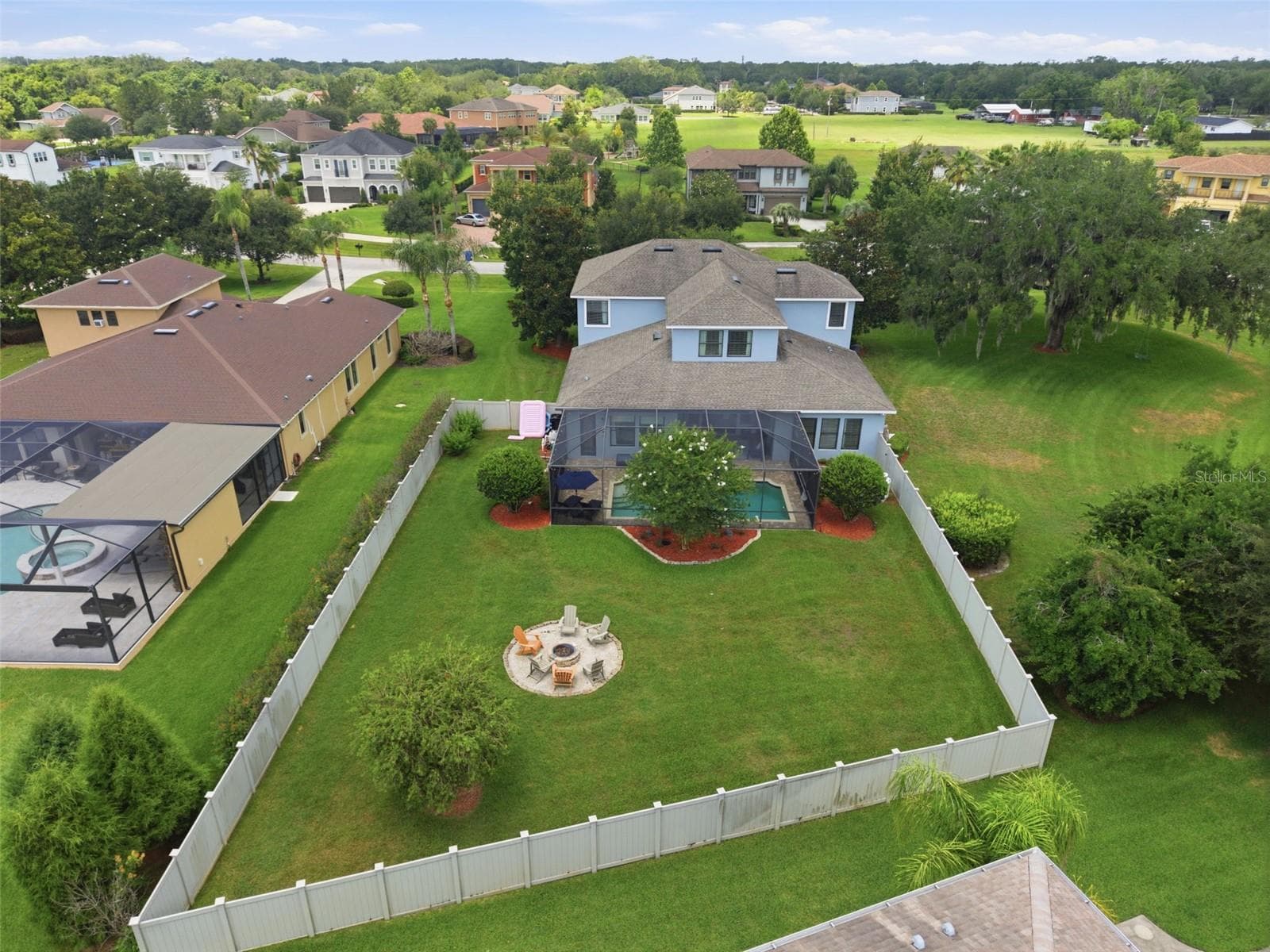 Single Family Residence at 17909 HOWSMOOR PL, LUTZ, photo 62 of 75
