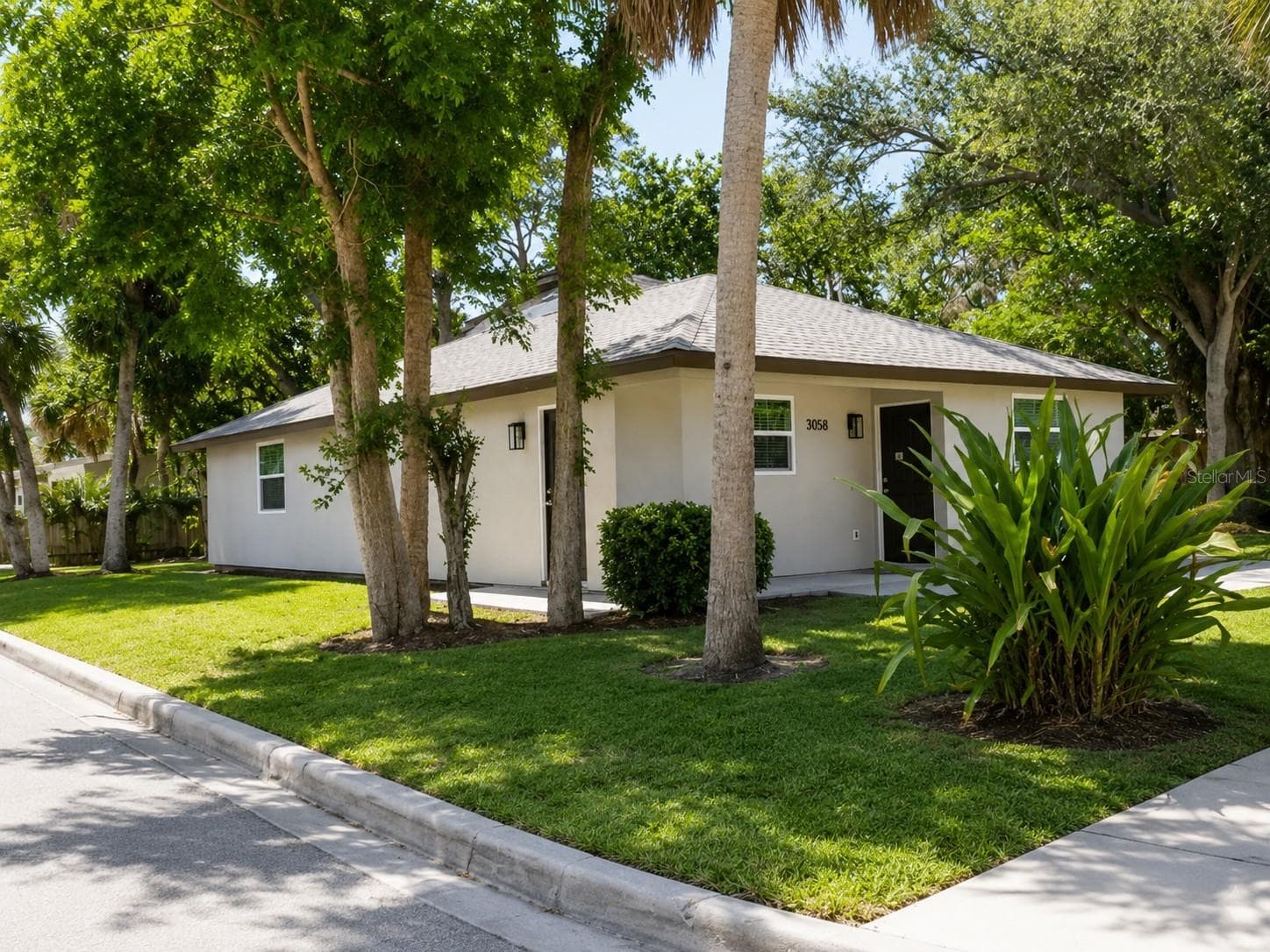Single Family Residence at 3058 PALMADELIA AVE, SARASOTA, photo 3 of 15