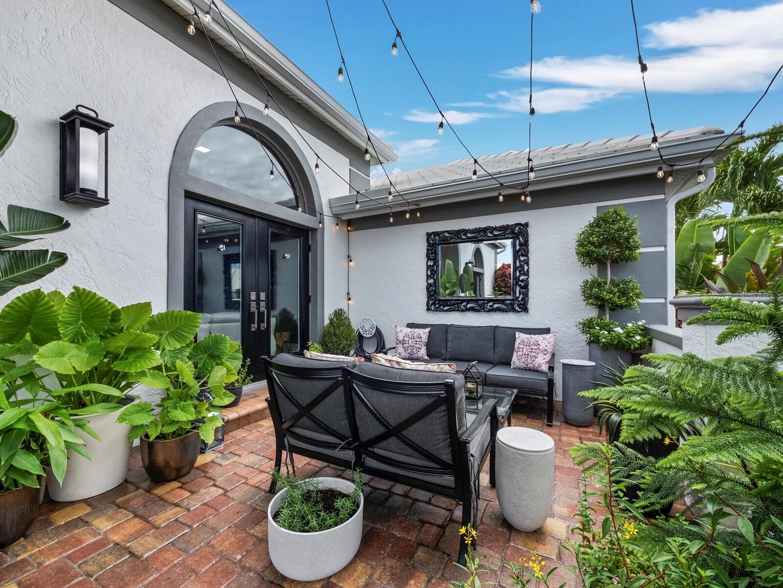 French doors to LVR - 206 FOUR KNOT LN, OSPREY