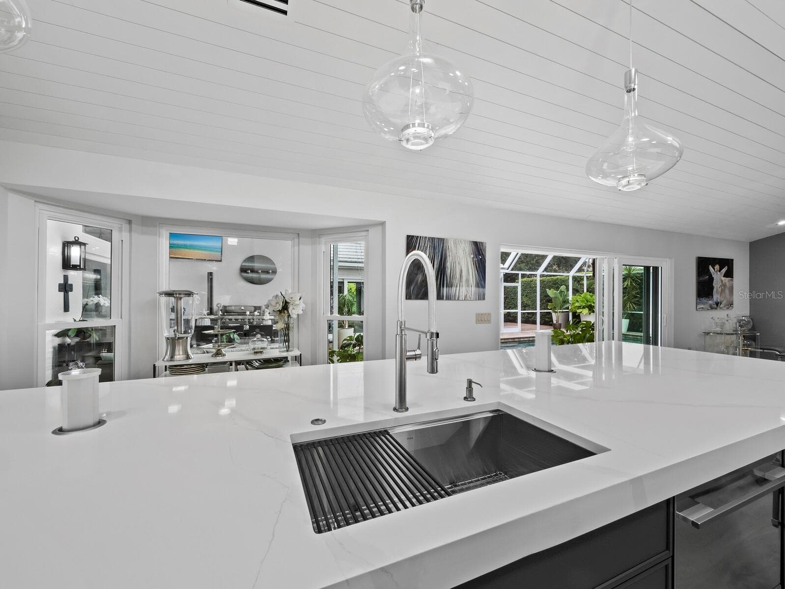 Kitchen & Island - 206 FOUR KNOT LN, OSPREY