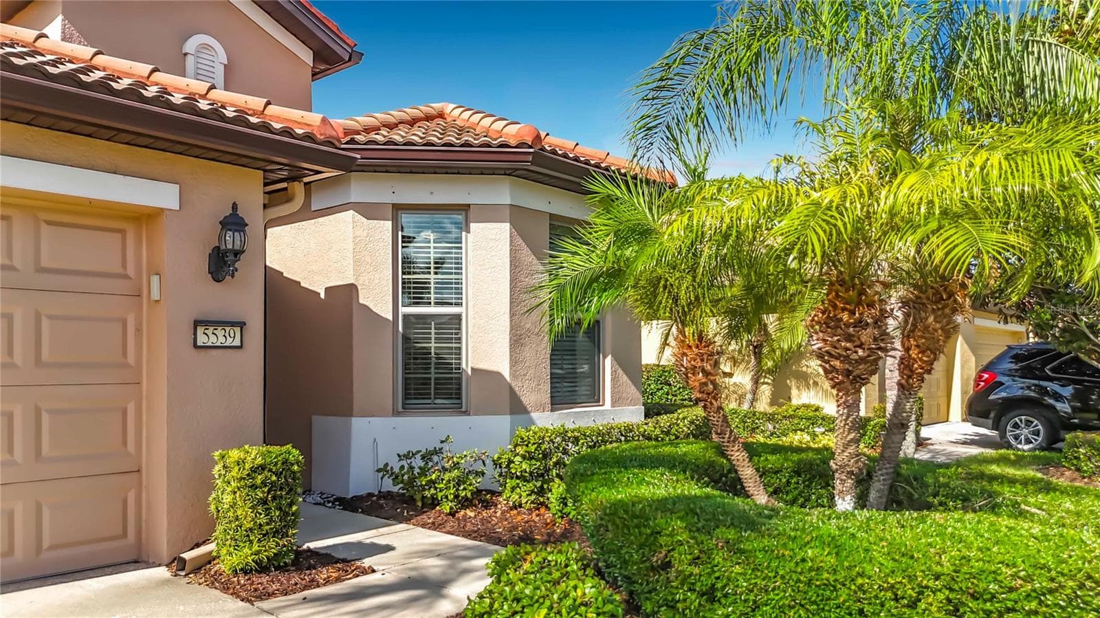 Villa at 5539 SUNSET FALLS DR, APOLLO BEACH, photo 3 of 49