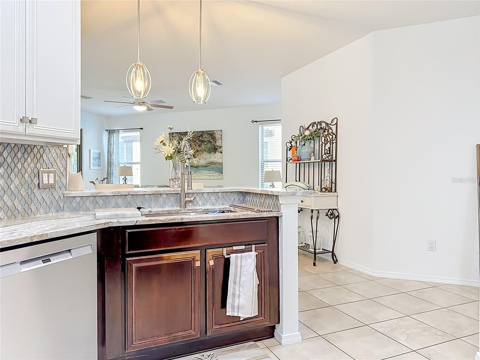Villa at 5539 SUNSET FALLS DR, APOLLO BEACH, photo 13 of 49