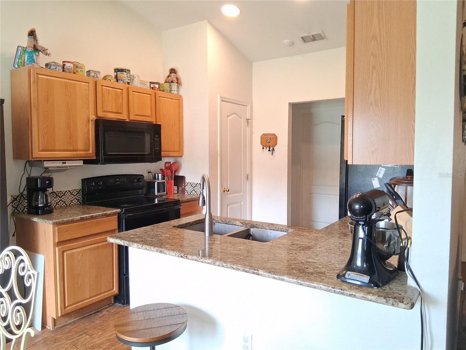 Kitchen - 6759 ASHBURY DR, LAKELAND