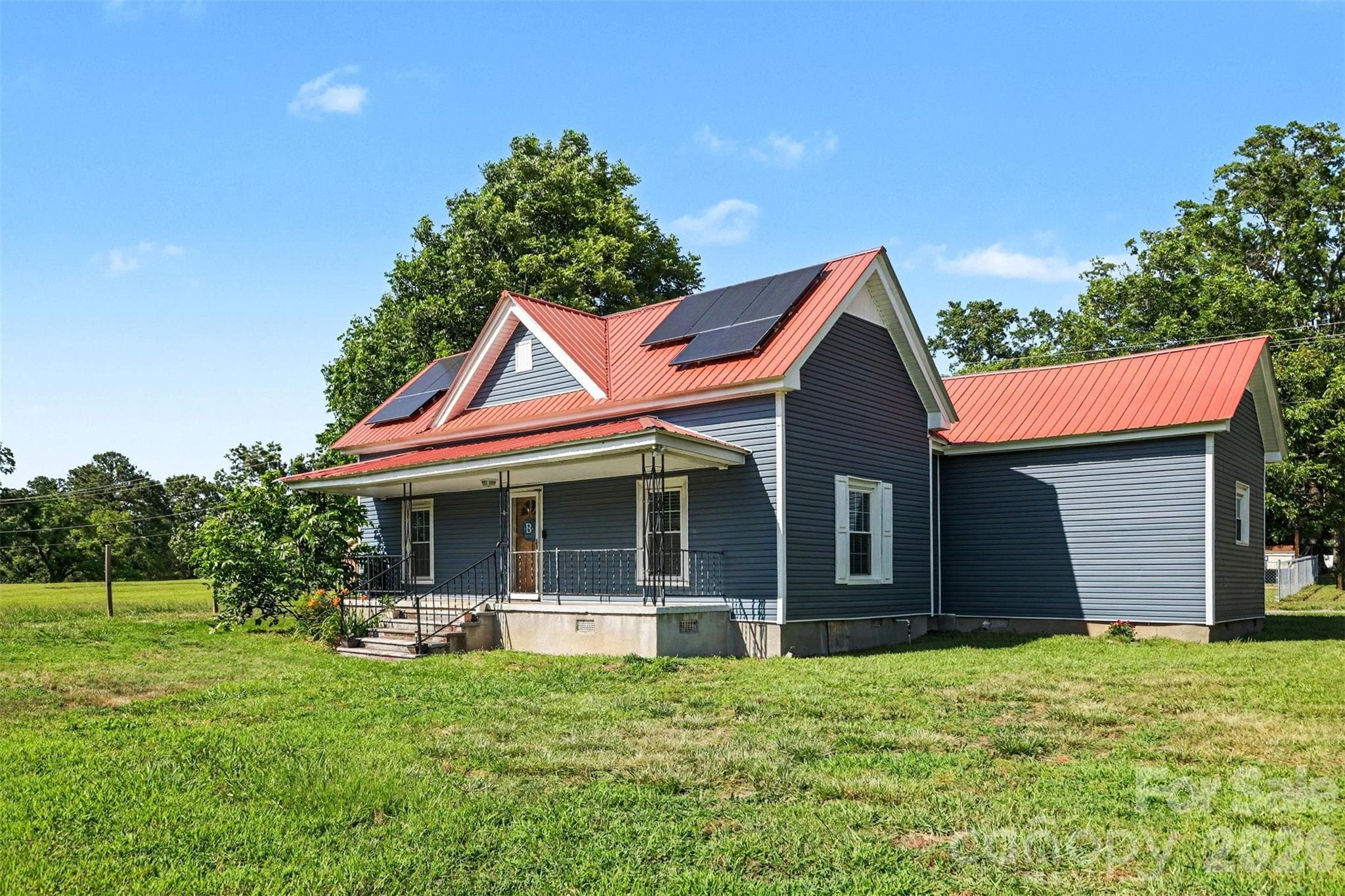 Single Family Residence at 110 Drakeford Road, Rock Hill, photo 9 of 26