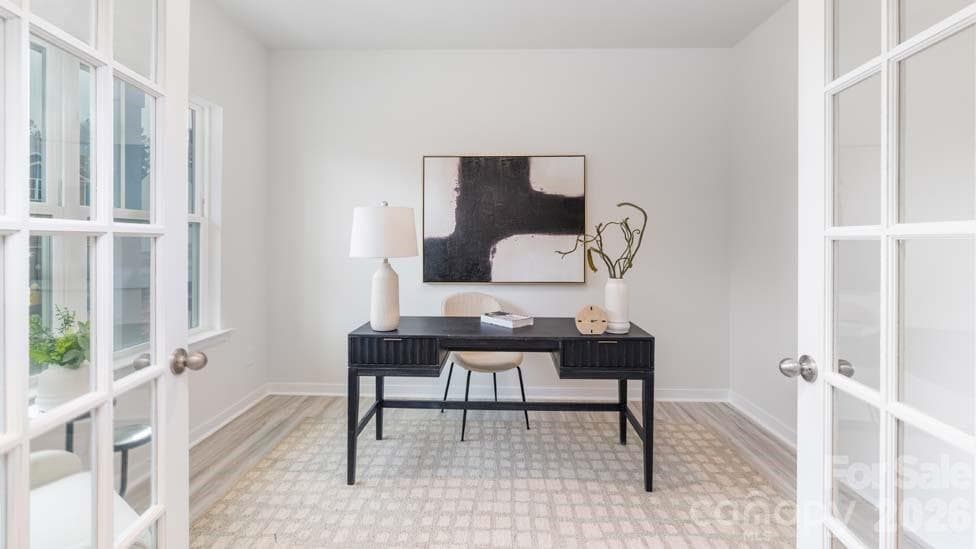 Single Family Residence at 5128 Parker Forest Road, Charlotte, photo 2 of 23