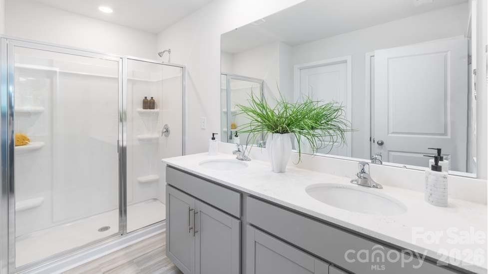 Single Family Residence at 5128 Parker Forest Road, Charlotte, photo 17 of 23