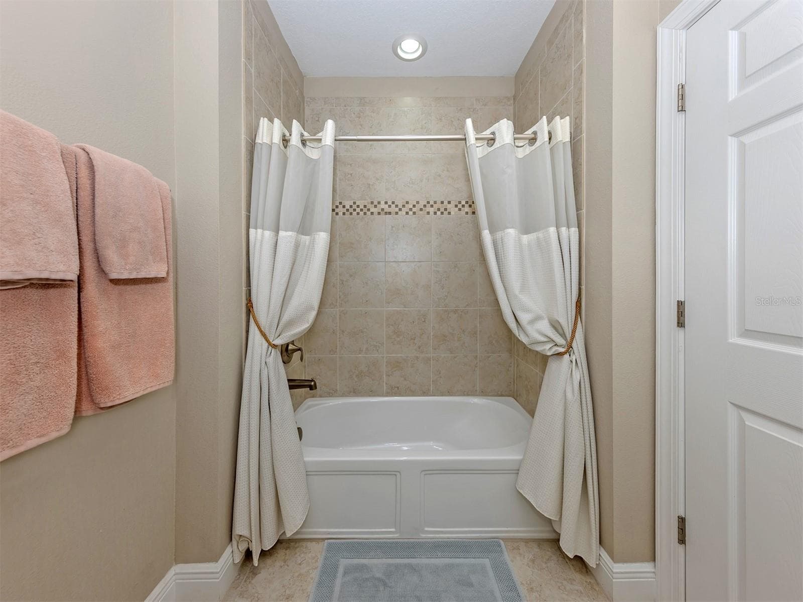 Condominium at 194 BELLA VISTA TER #26A, NORTH VENICE, photo 27 of 72