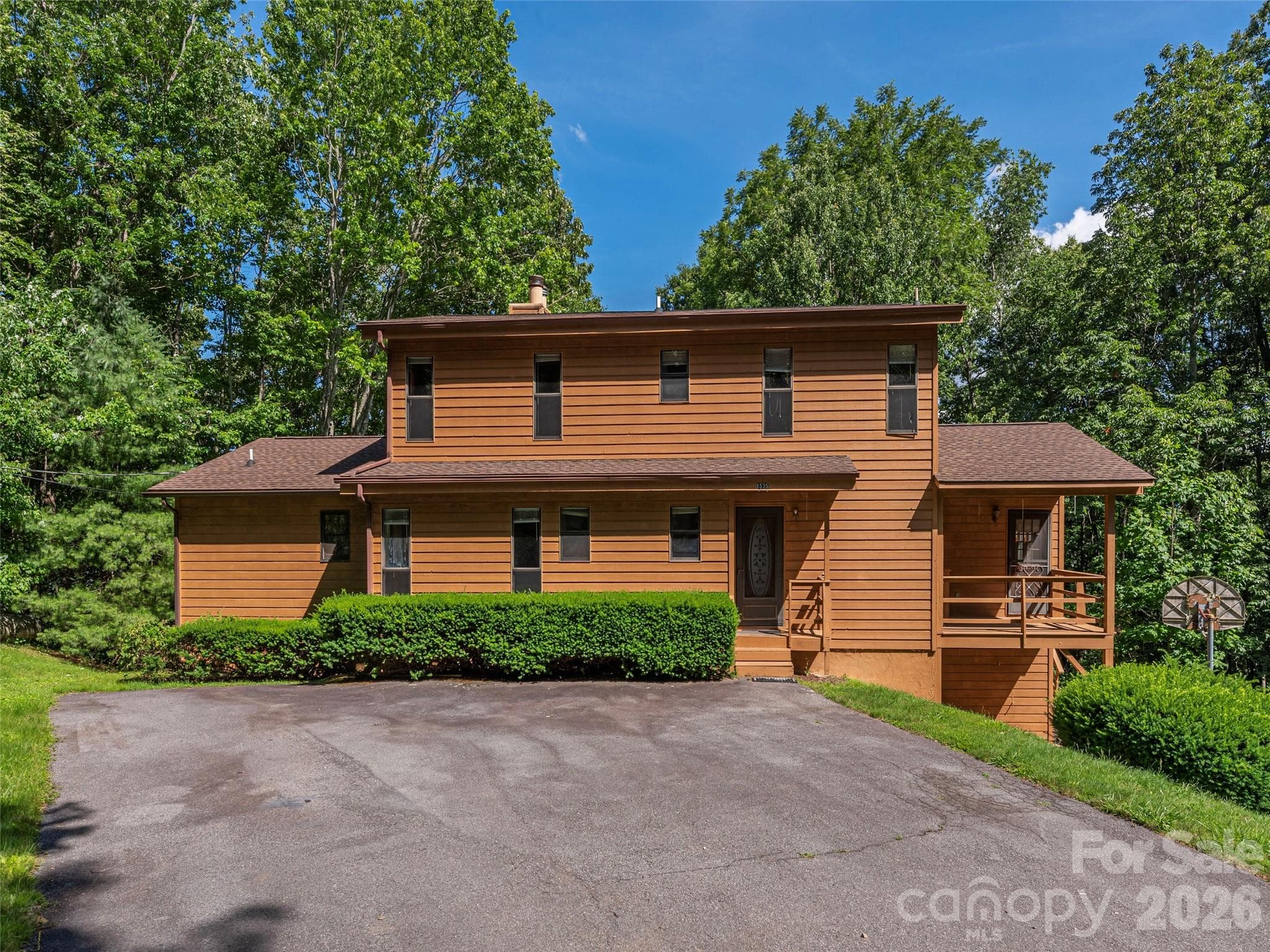 Single Family Residence at Waynesville, photo 2 of 37