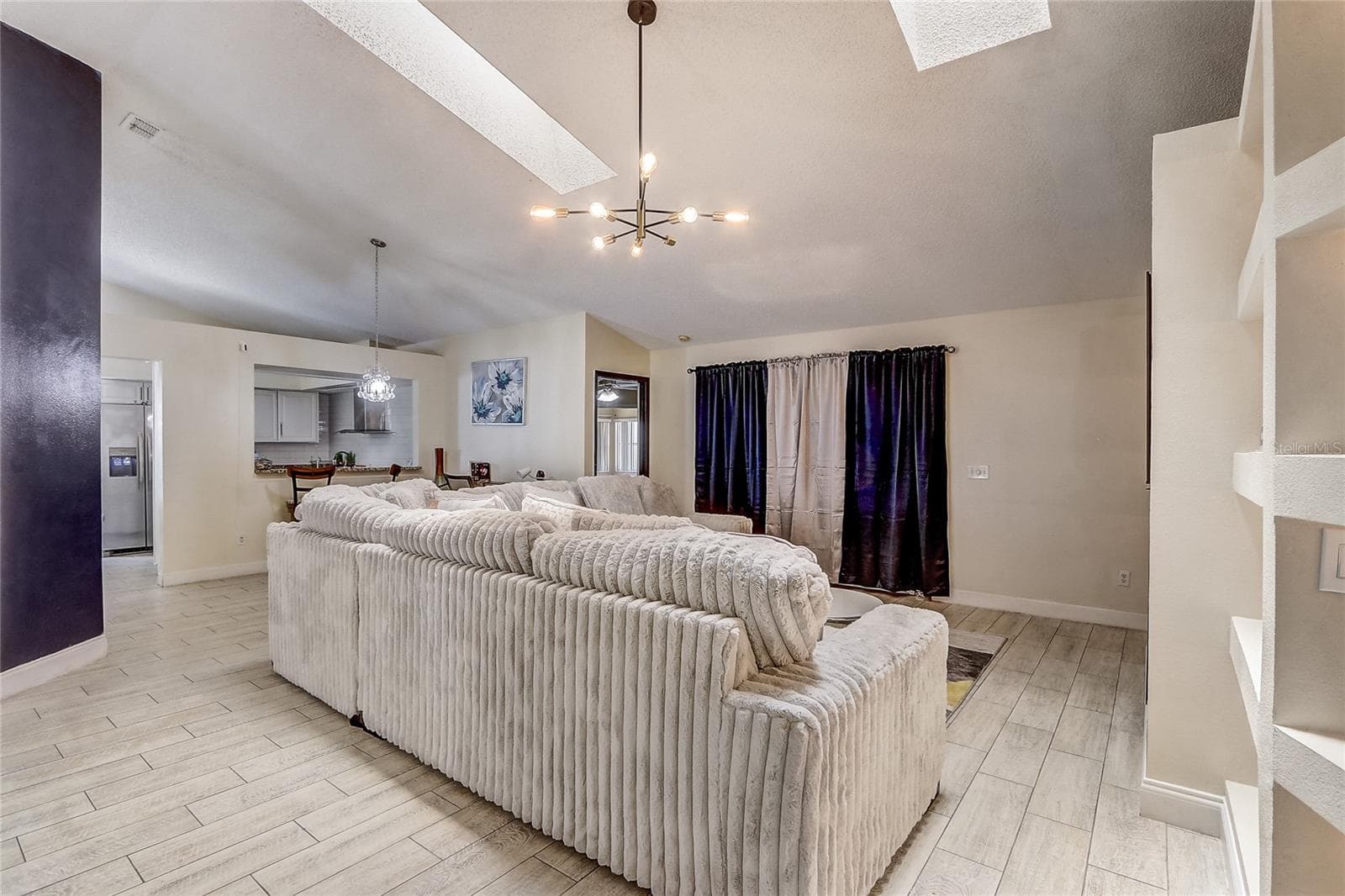 Single Family Residence at 2191 ALCLOBE CIR, OCOEE, photo 9 of 45