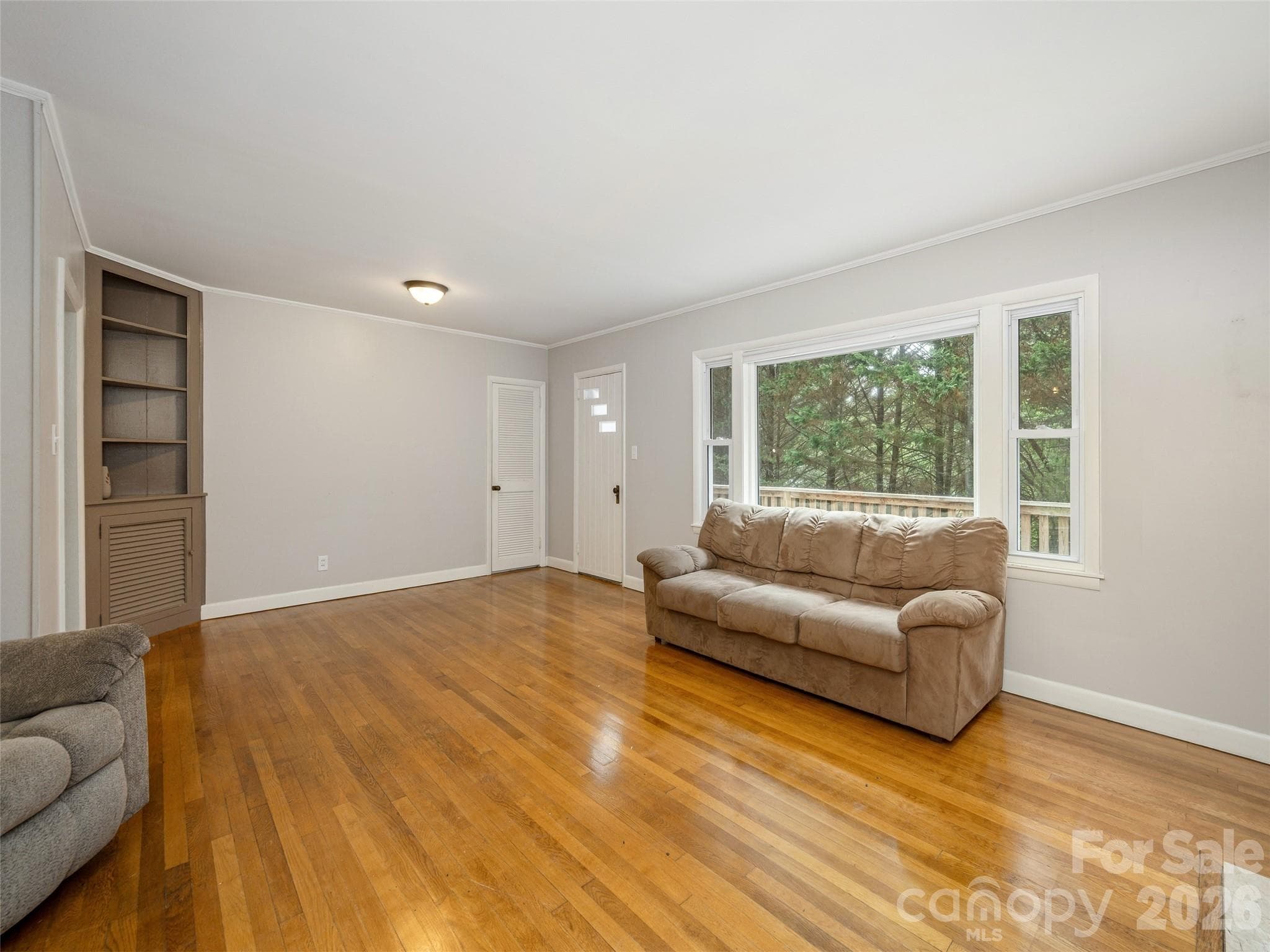 Living/Dining Room - Arden