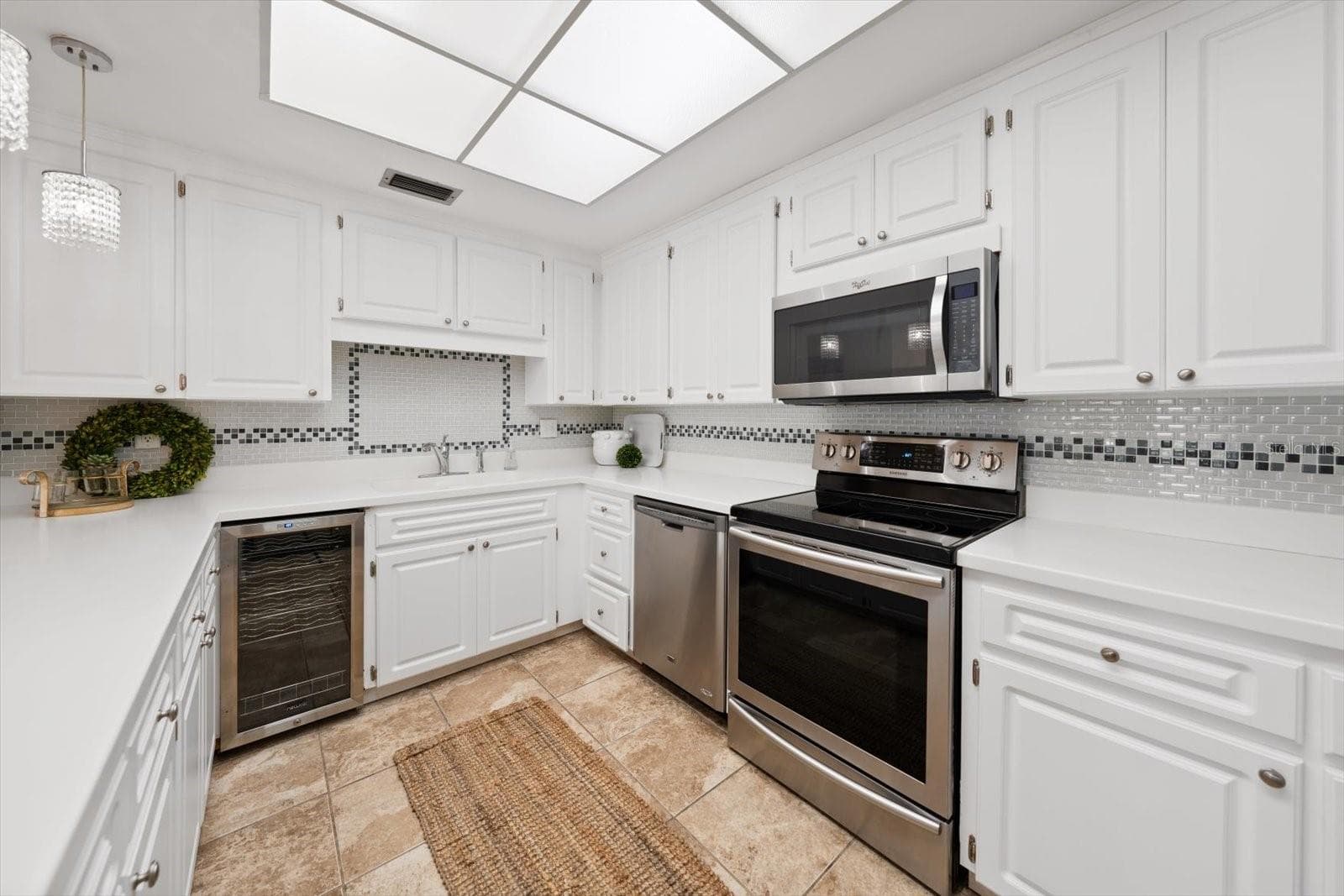 Condominium at 4 BELLEVIEW BLVD #106, BELLEAIR, photo 9 of 71