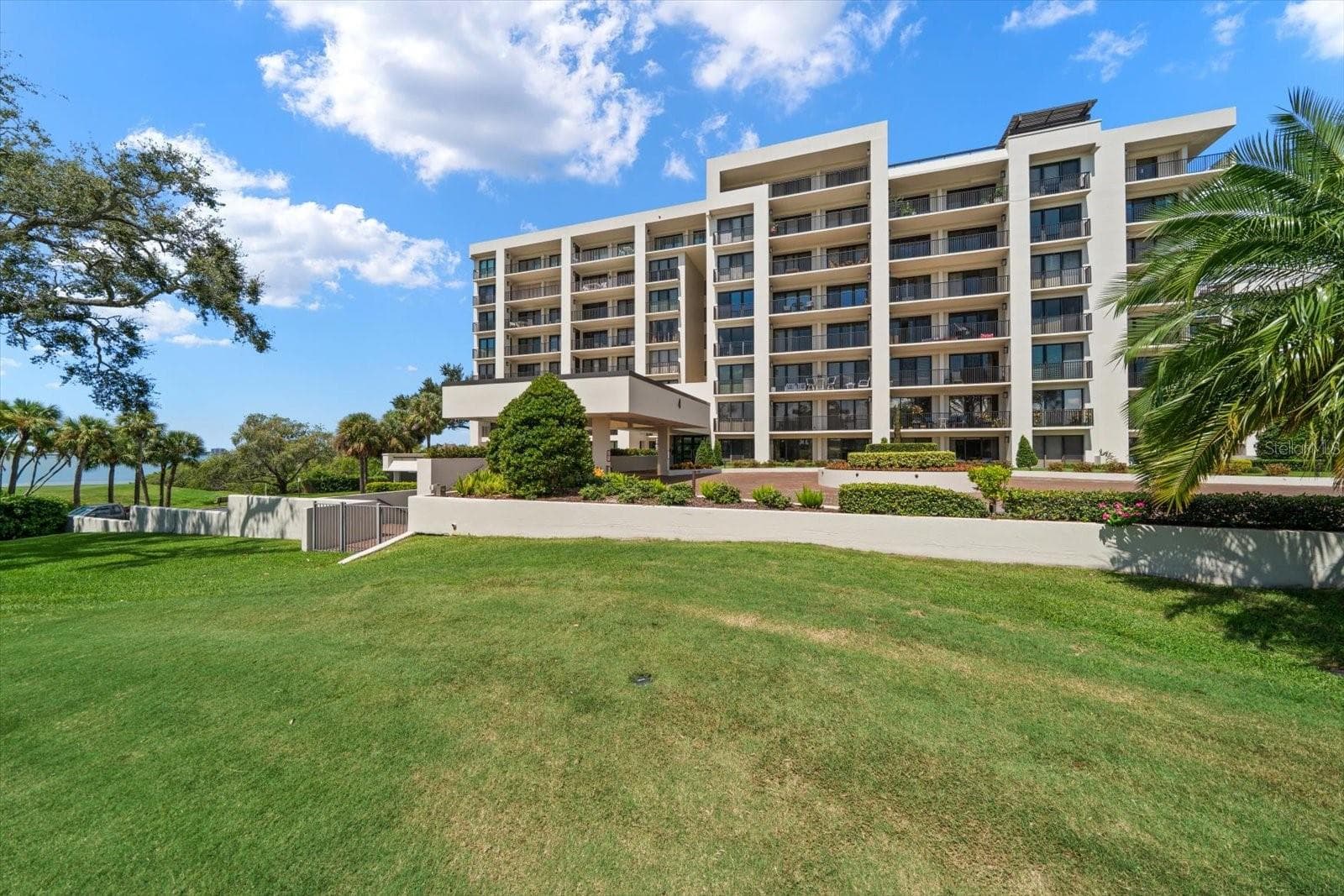 Condominium at 4 BELLEVIEW BLVD #106, BELLEAIR, photo 61 of 71