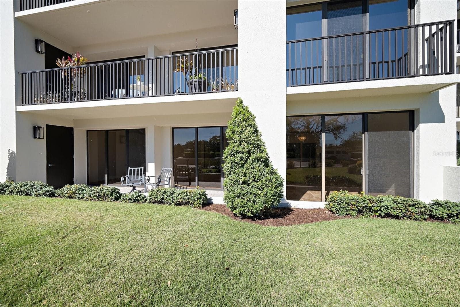 Condominium at 4 BELLEVIEW BLVD #106, BELLEAIR, photo 69 of 71