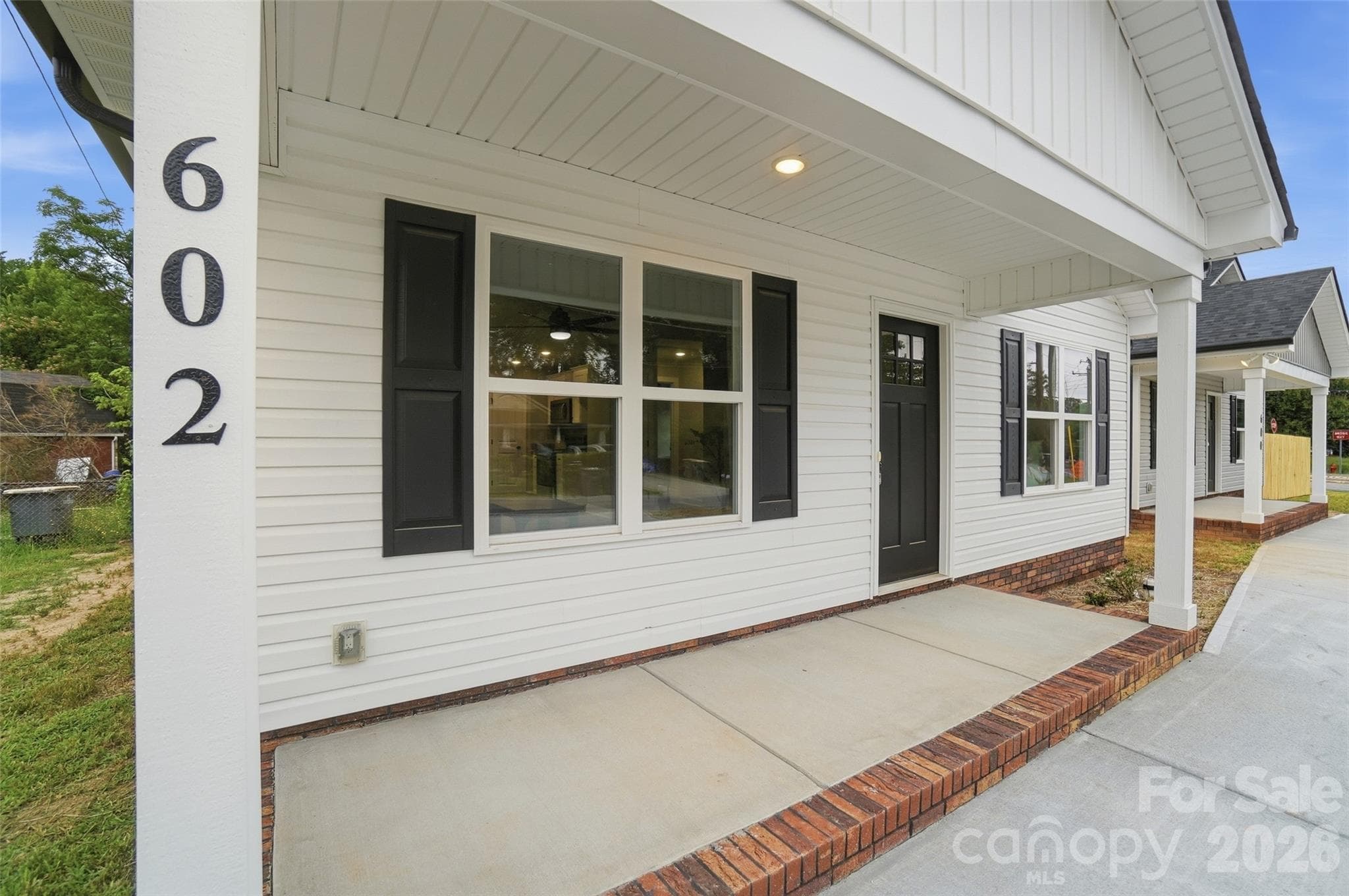 Covered front porch - Kannapolis