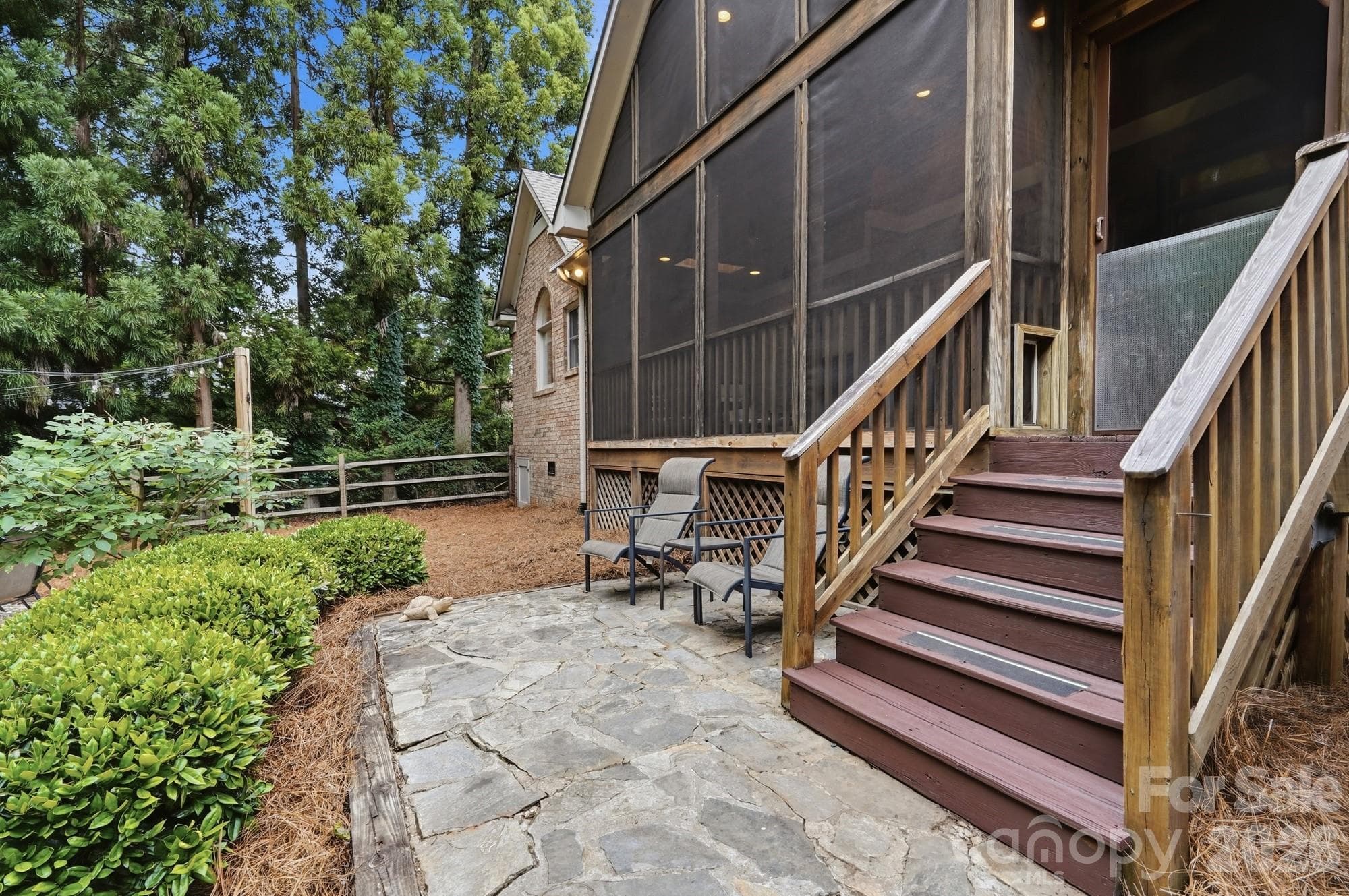 Single Family Residence at 13101 Darby Chase Drive, Charlotte, photo 34 of 37