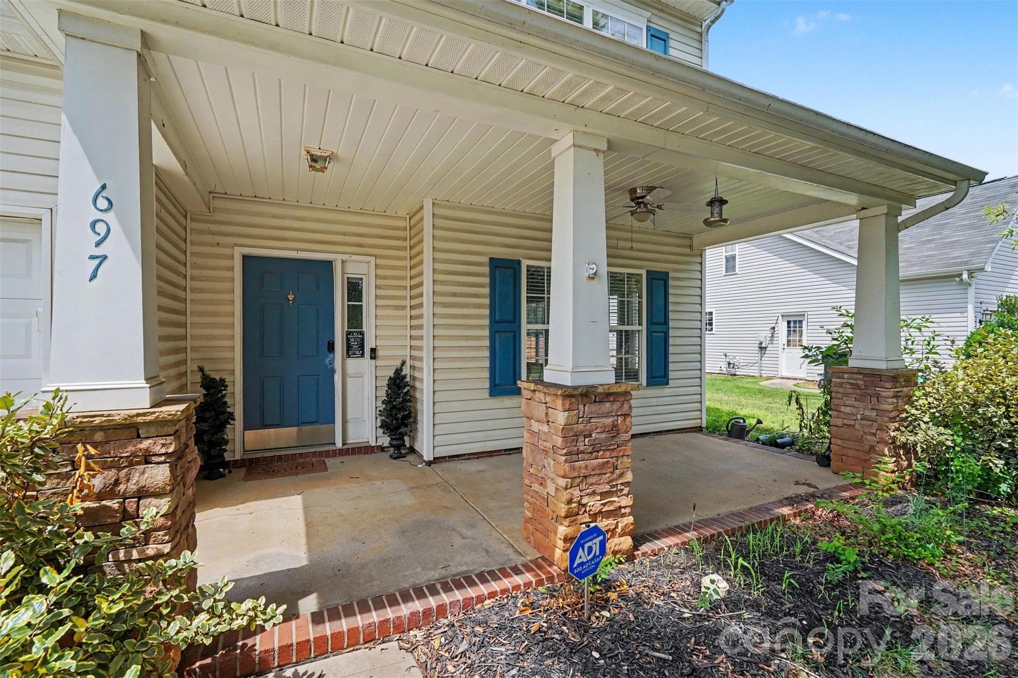 Single Family Residence at 697 Yvonne Drive SW, Concord, photo 3 of 34