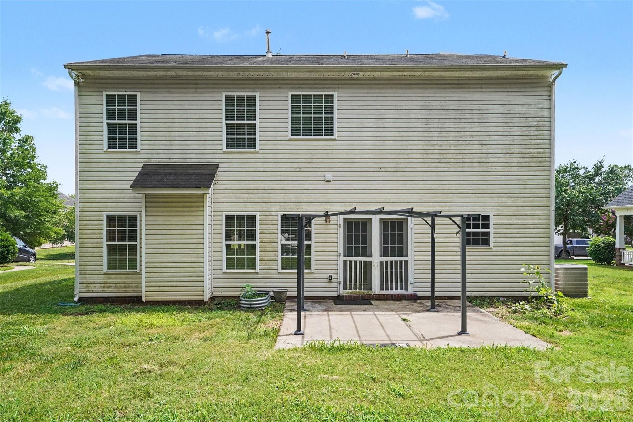 Single Family Residence at 697 Yvonne Drive SW, Concord, photo 32 of 34