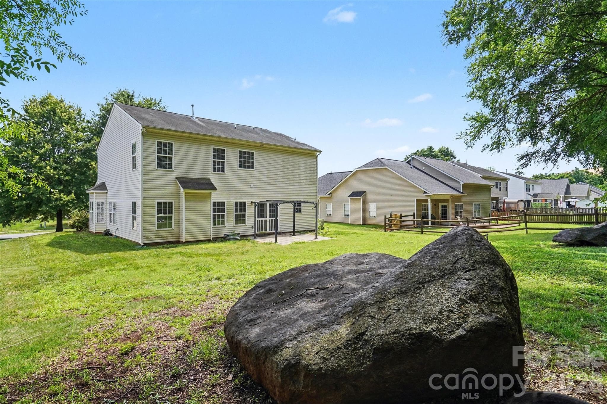 Single Family Residence at 697 Yvonne Drive SW, Concord, photo 34 of 34
