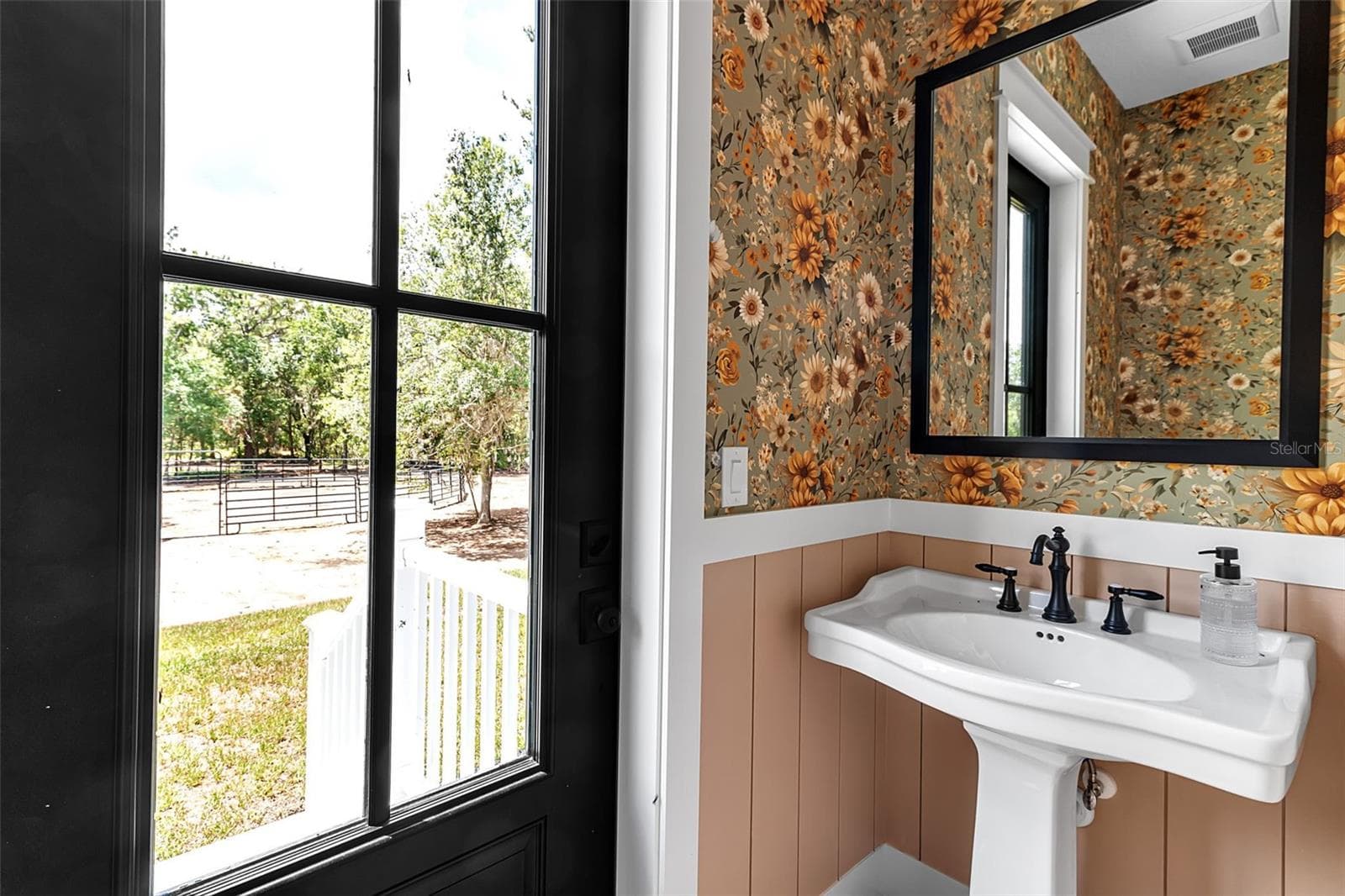 Half Bath - 40916 11TH AVENUE EAST, MYAKKA CITY