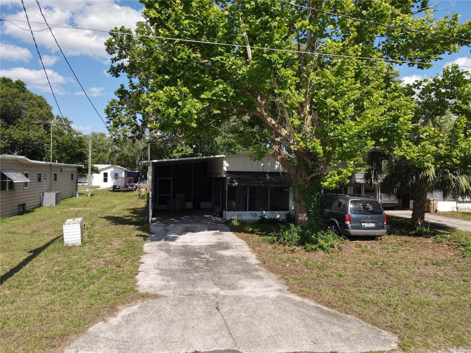 Mobile Home at 28814 HUBBARD ST, LEESBURG, photo 2 of 41