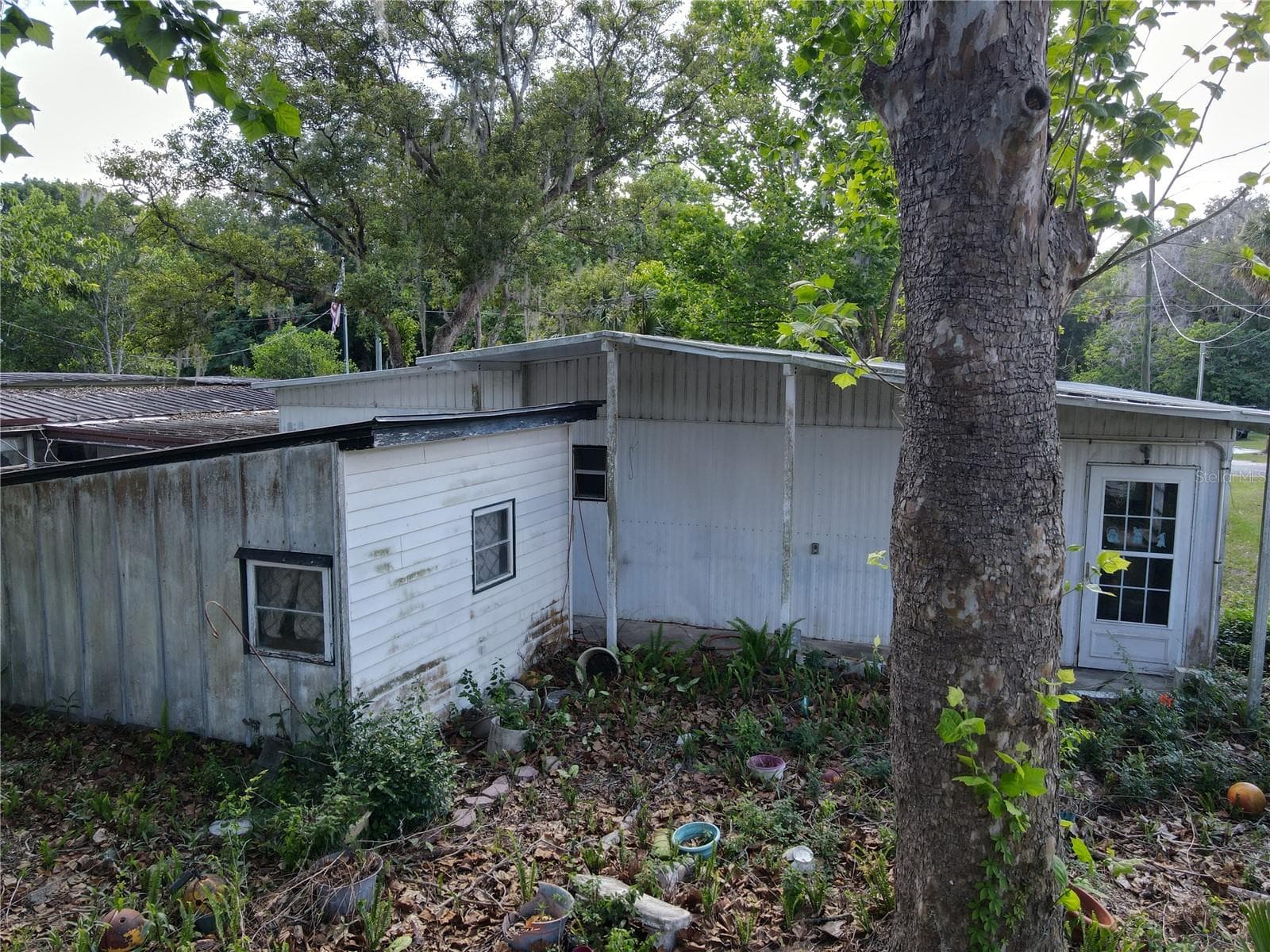 Mobile Home at 28814 HUBBARD ST, LEESBURG, photo 11 of 41