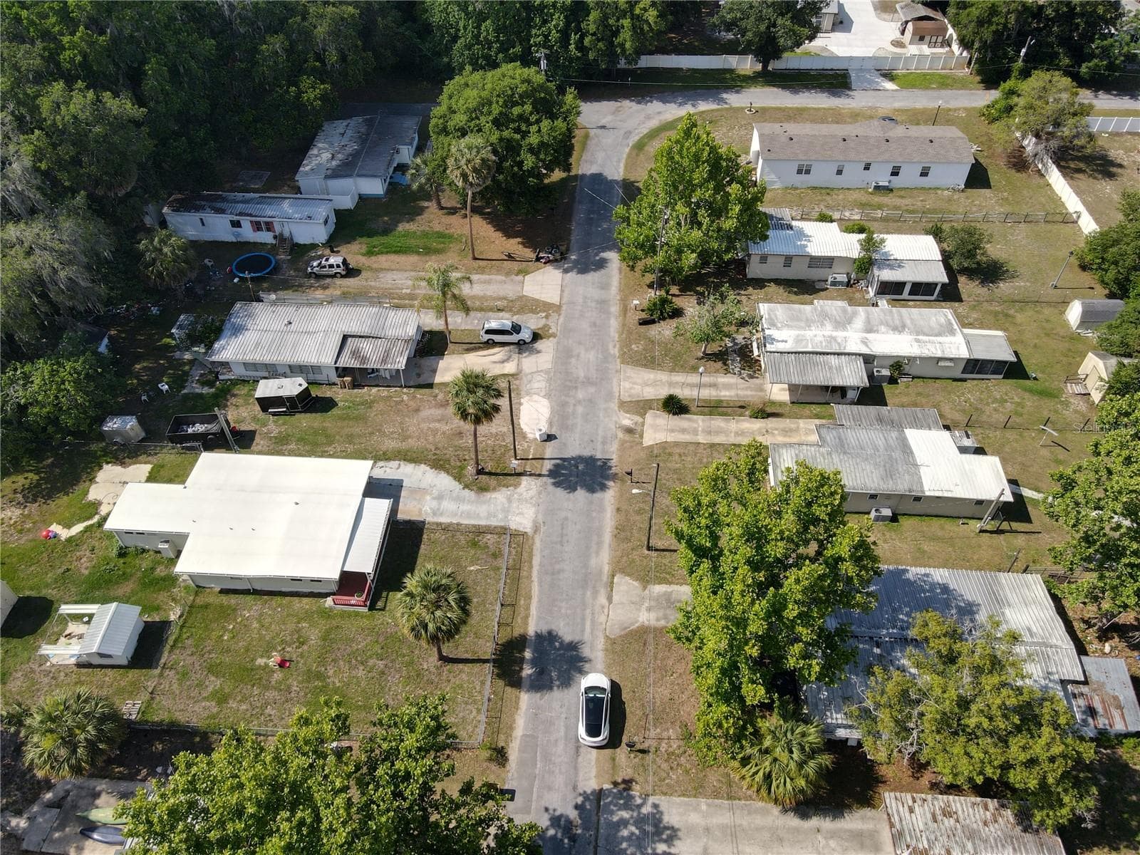 Mobile Home at 28814 HUBBARD ST, LEESBURG, photo 37 of 41