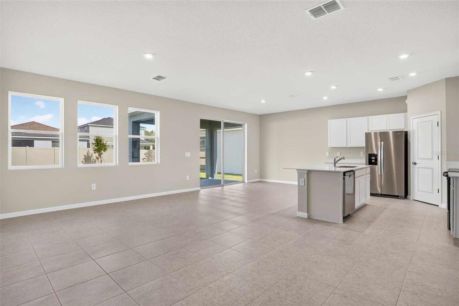 Single Family Residence at 5628 SKYLIGHT WAY, PALMETTO, photo 13 of 34