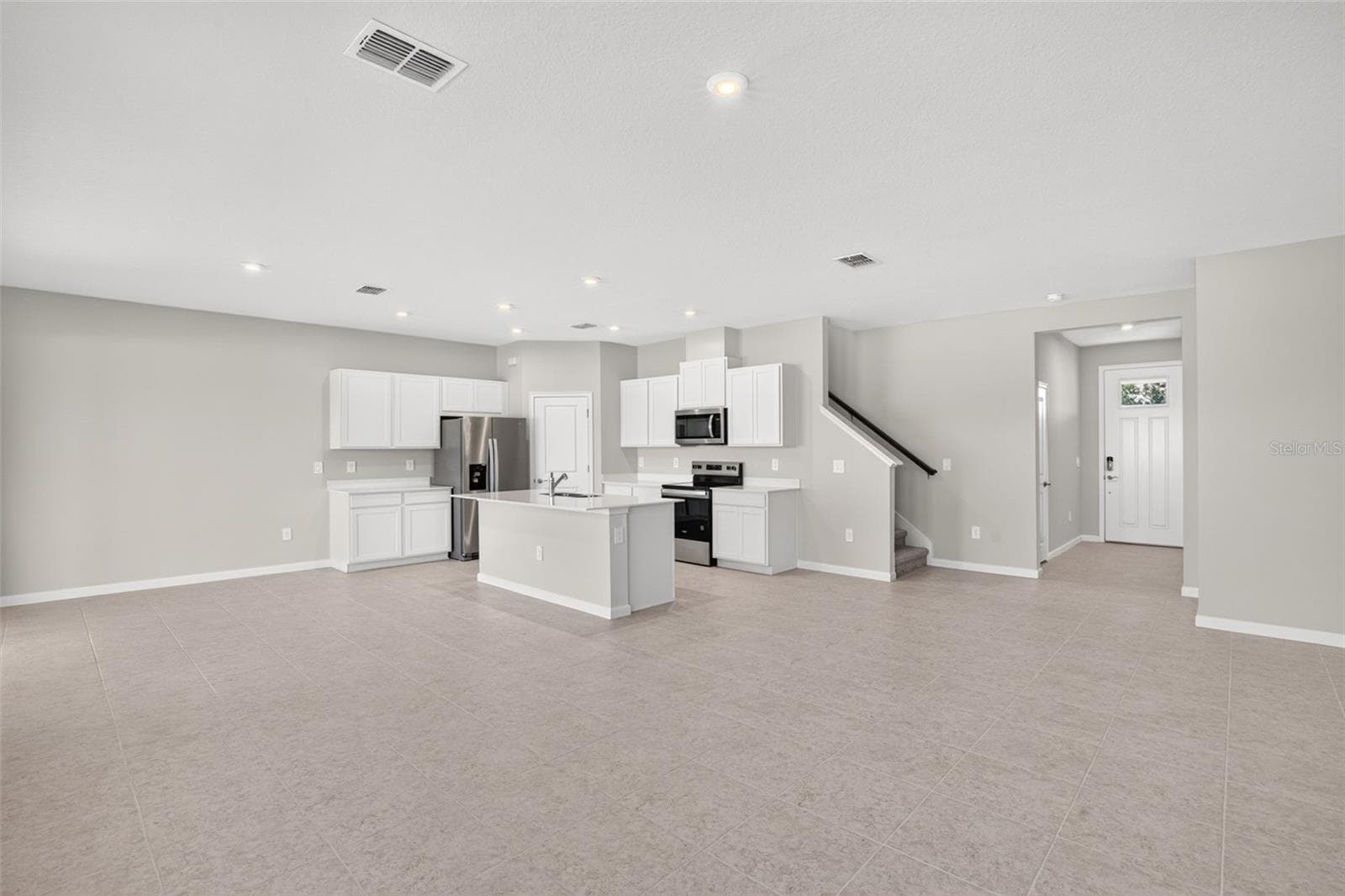 Single Family Residence at 5628 SKYLIGHT WAY, PALMETTO, photo 14 of 34